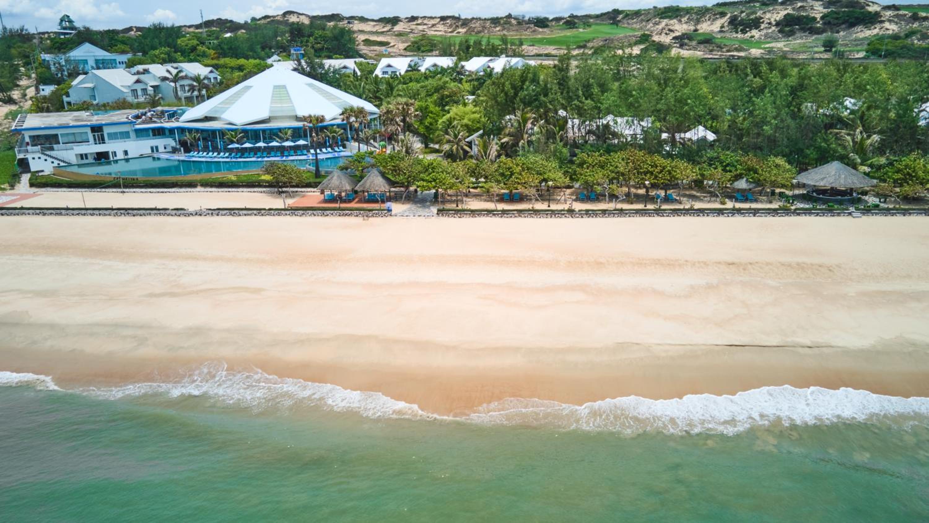 Carmelina Beach Resort Ho Tram
