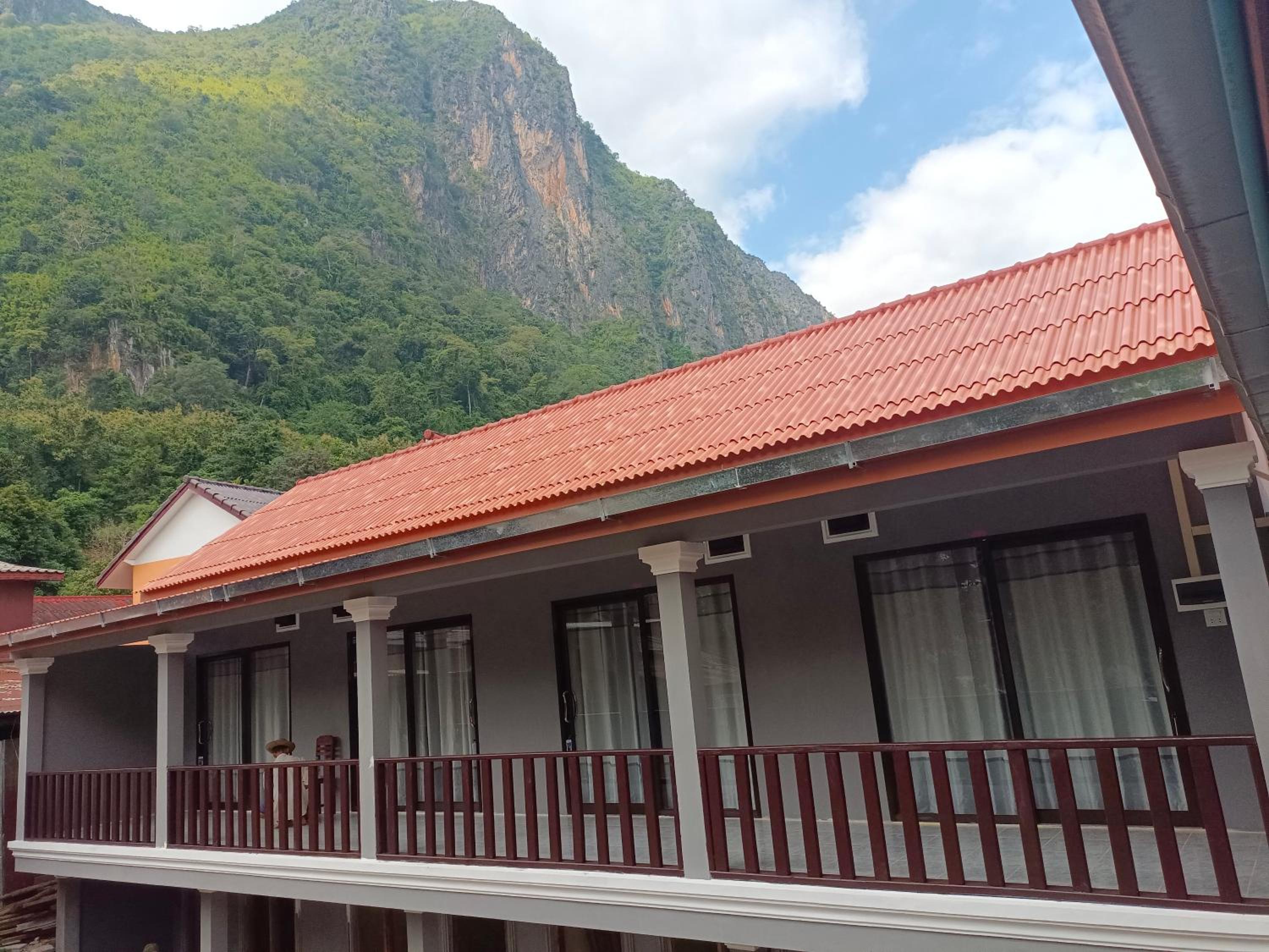 Khamphan Guesthouse