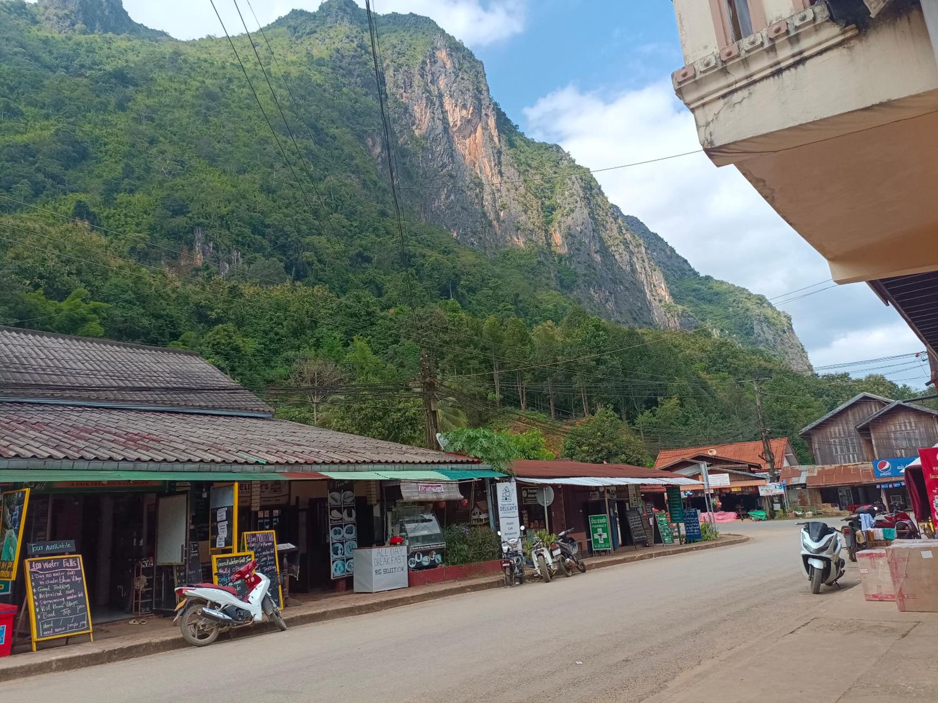 Khamphan Guesthouse