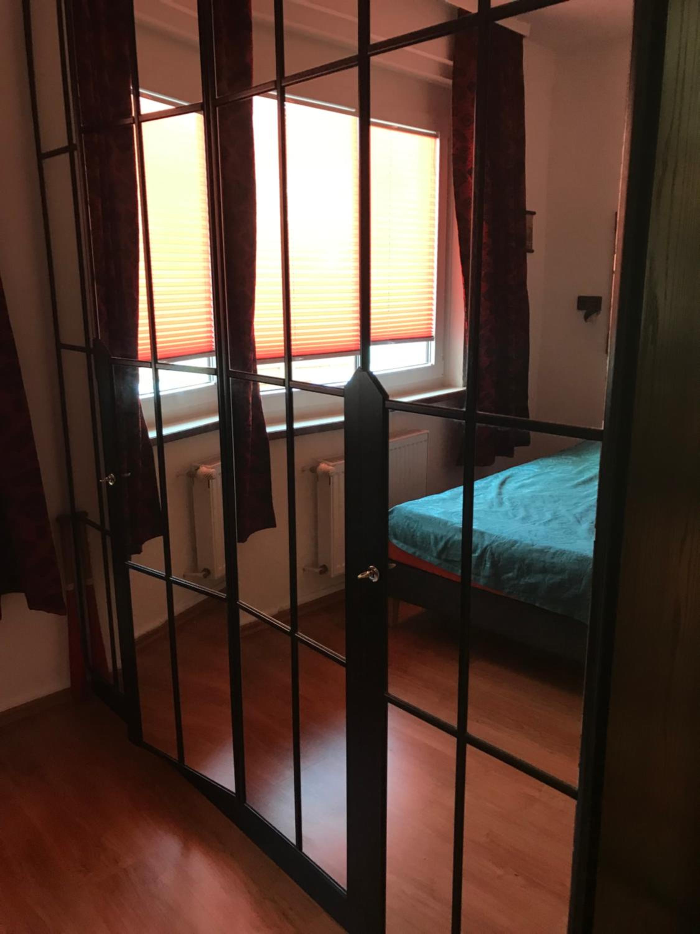 FeWo Aurich Zentrum EG 3 Schlafzimmer und FeWo OG 4 Schlafzimmer
