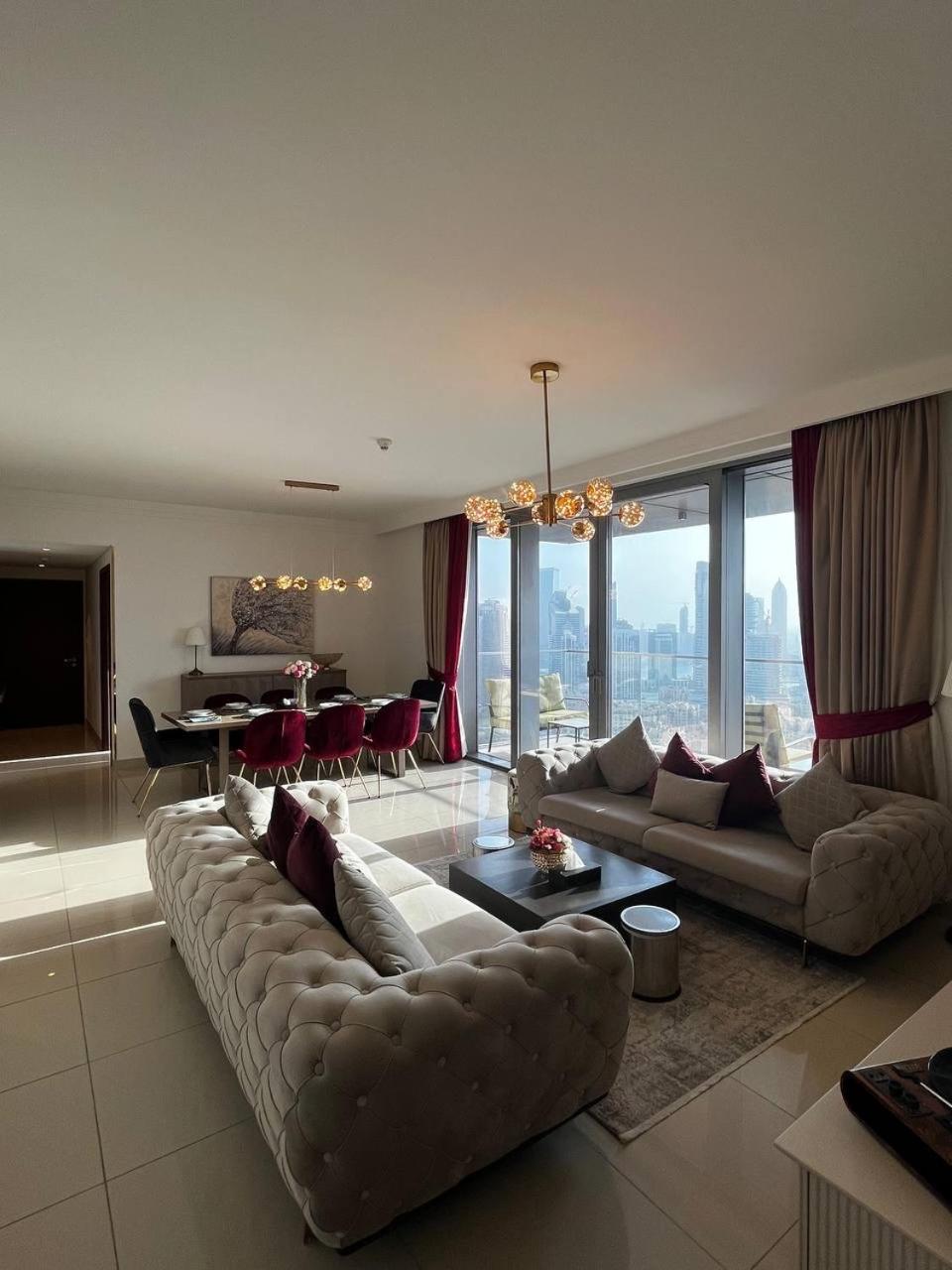 Burj Khalifa view, 3 Bedroom Apartment in Boulevard Point, Connected to Dubai Mall — Dubai photo 5