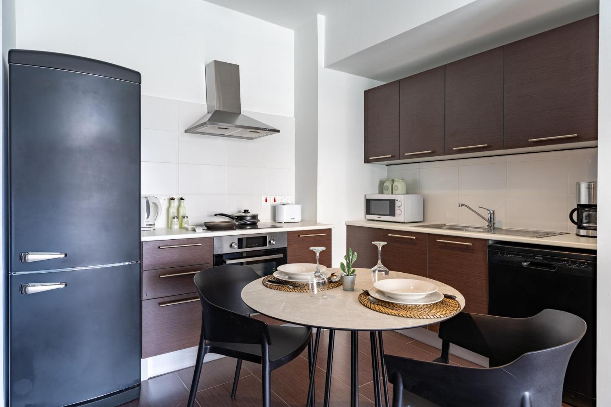 Harbor Apartments in Larnaca