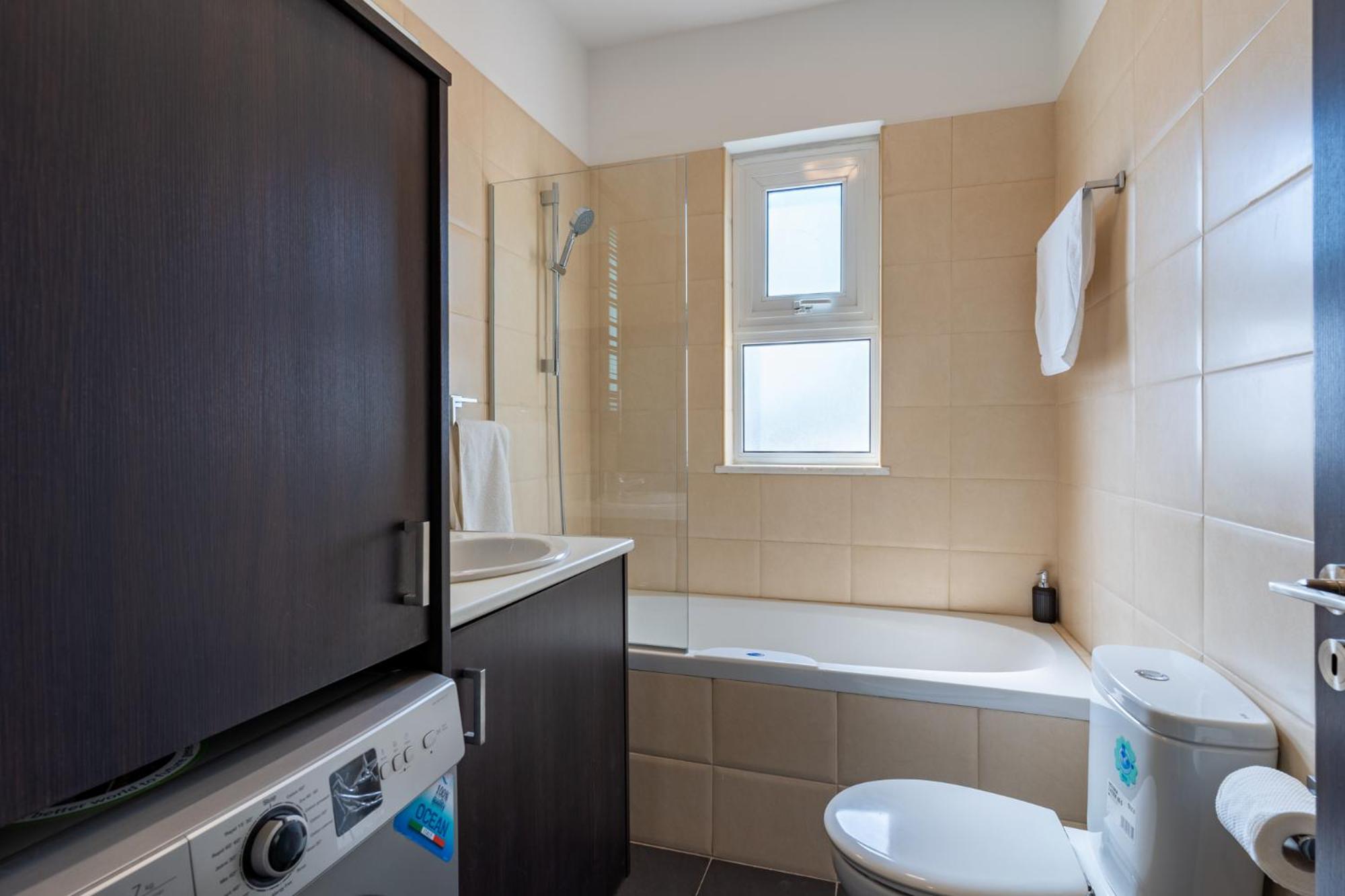 Harbor Apartments in Larnaca