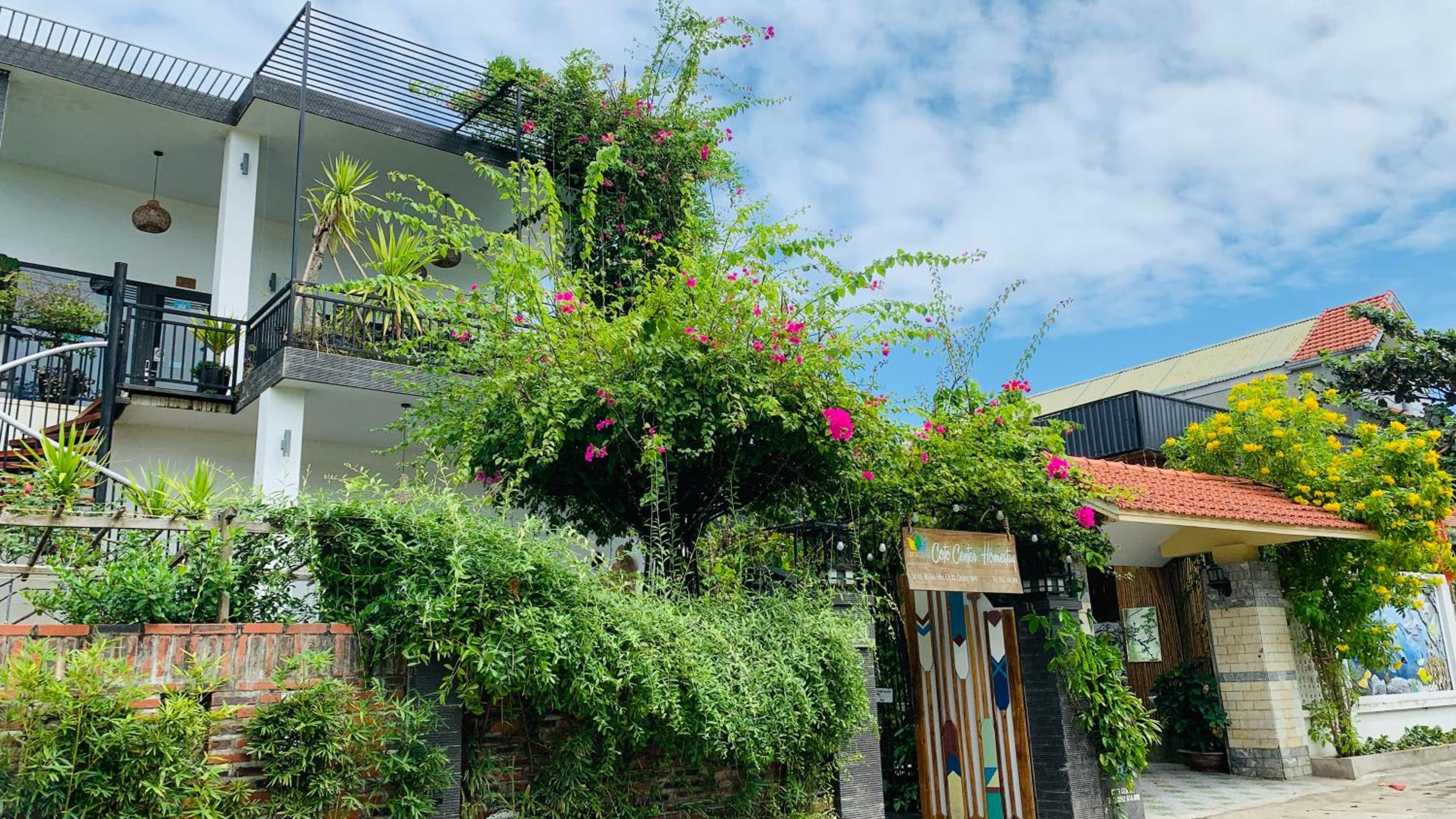 Coto Center Homestay, photo 9