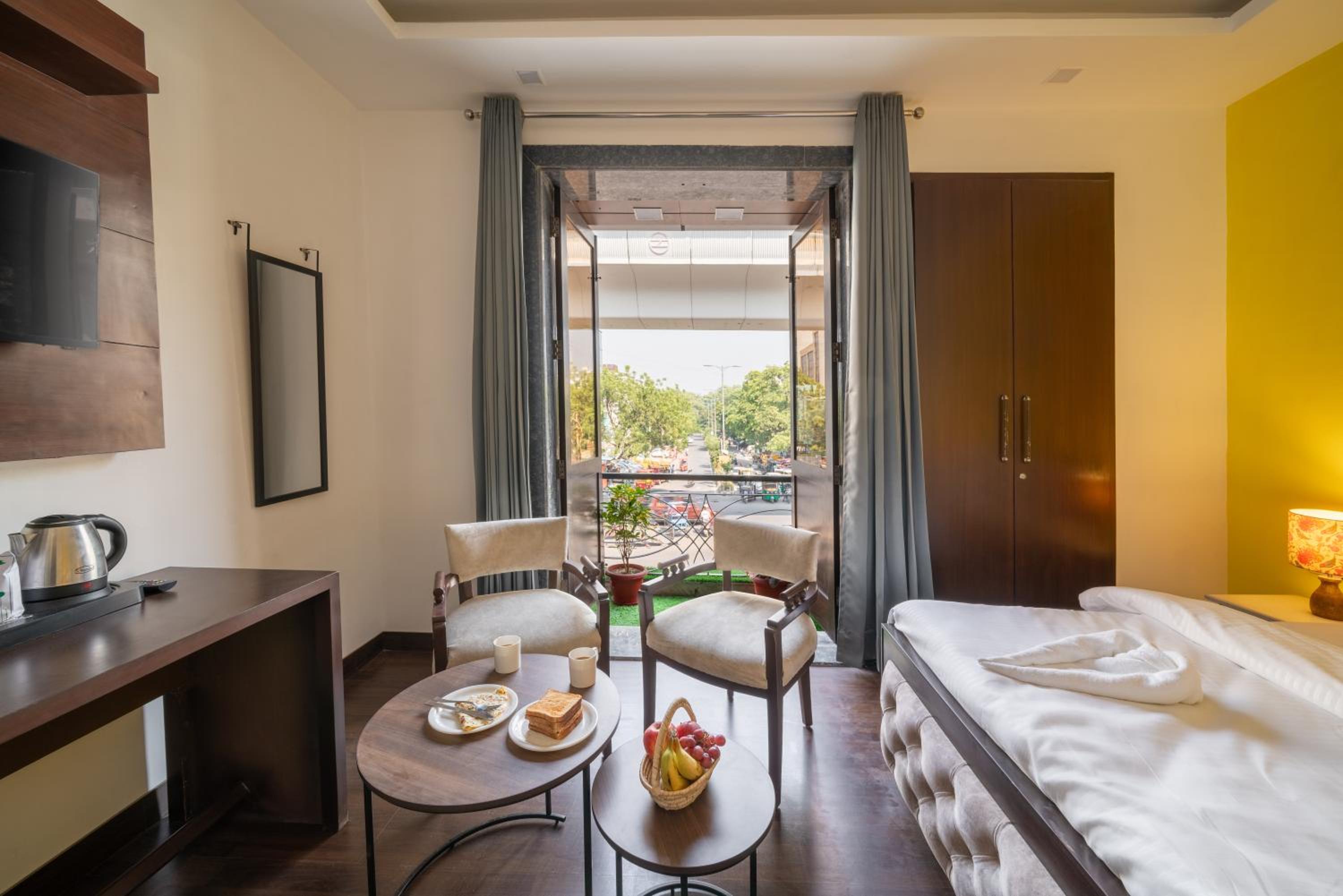 hotel room