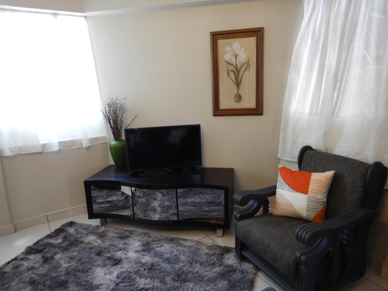 Solitaire Guest Apartments view 3