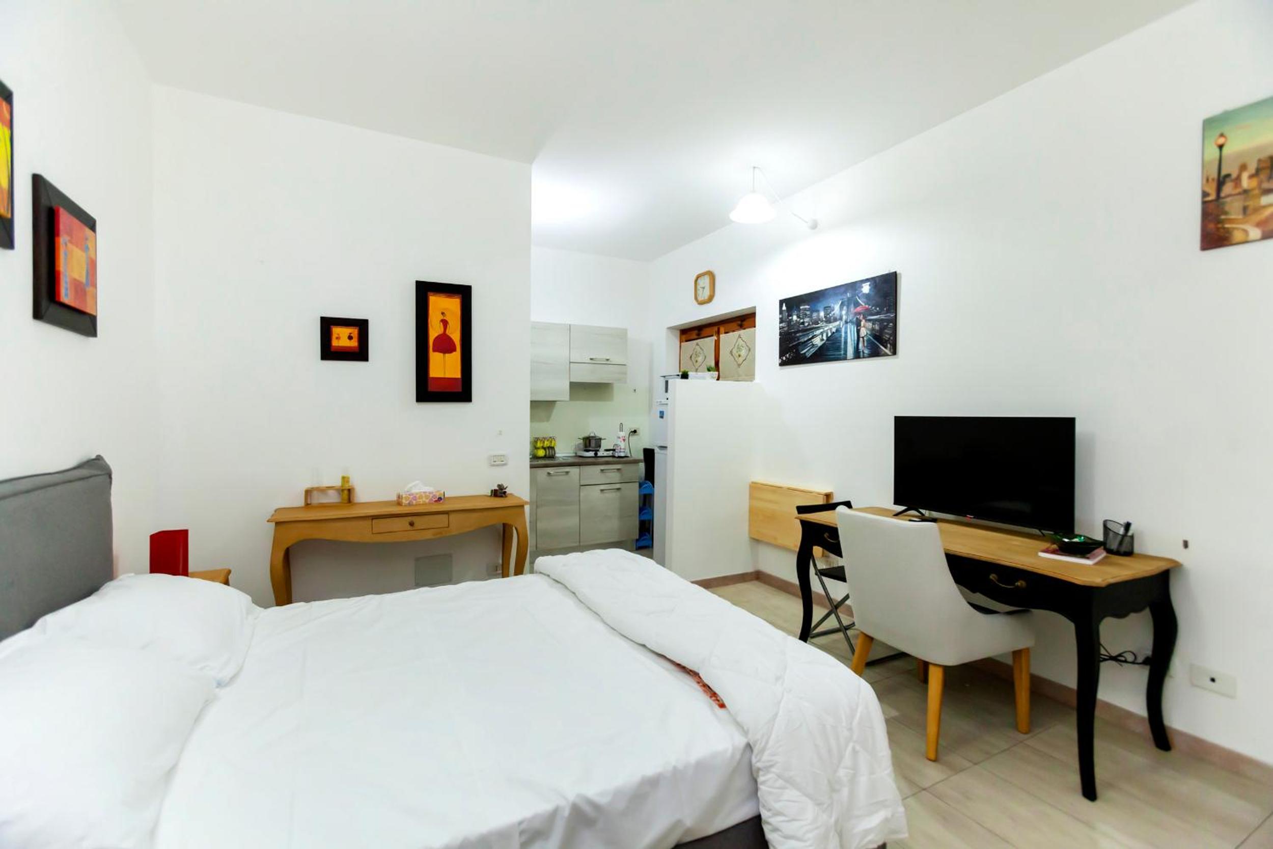 hotel room