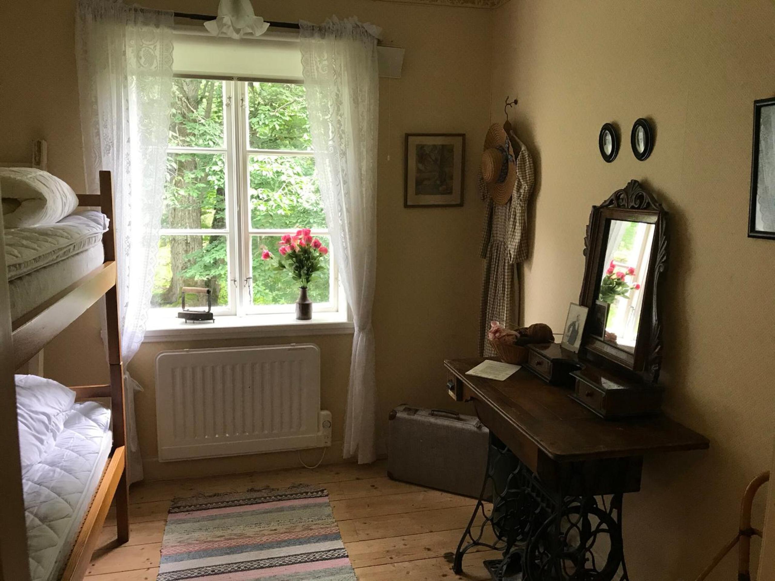 Vandrarhemmet Årås Säteri och Trädgårdar