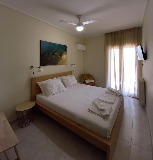 Renovated modern 3bdr flat w/balcony
