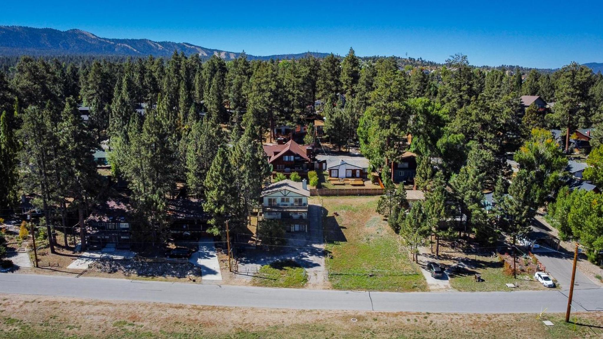 Burro Springs - Close to Lake and Slopes view 3