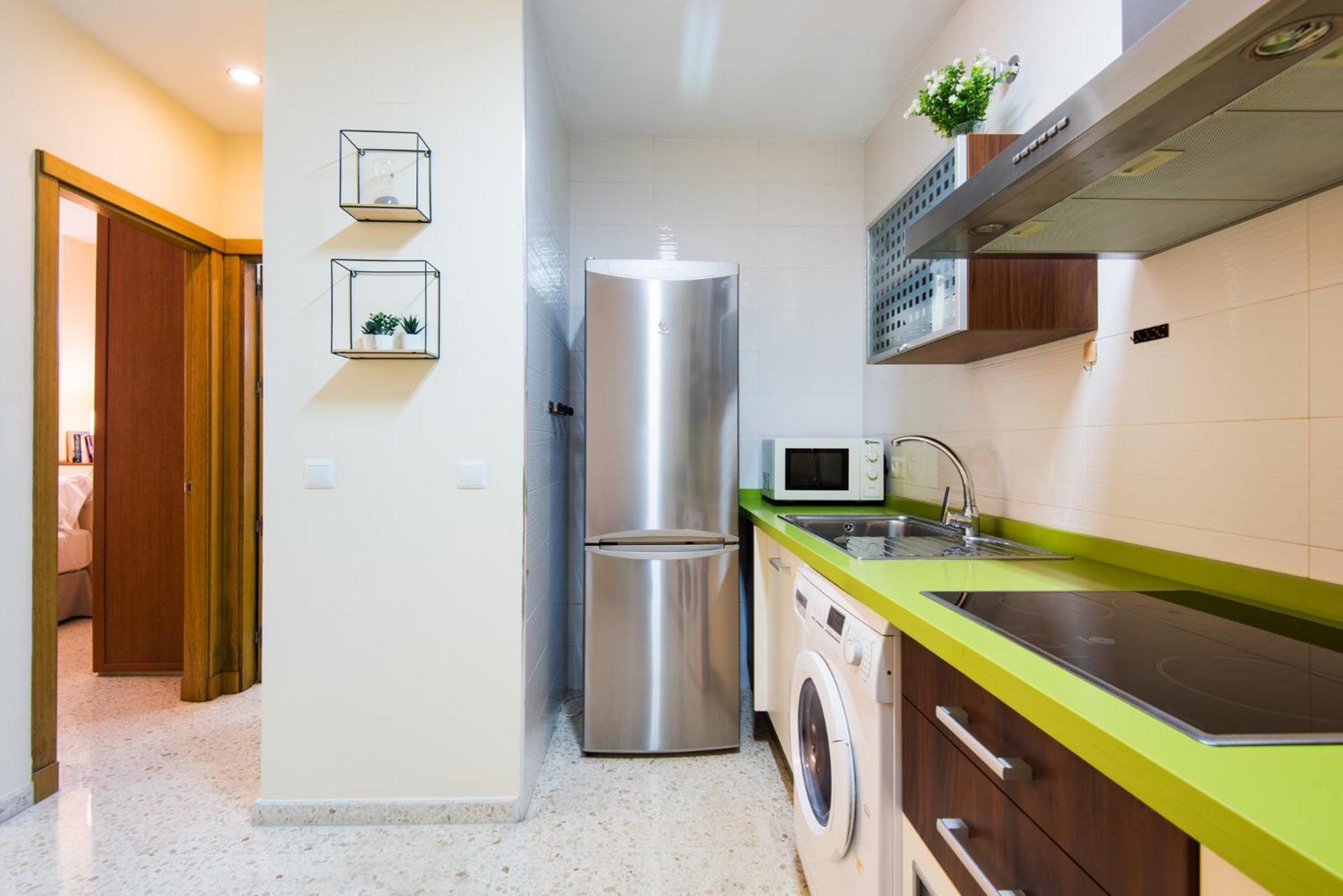 VICTORIA SQUARE- CENTER Apartment