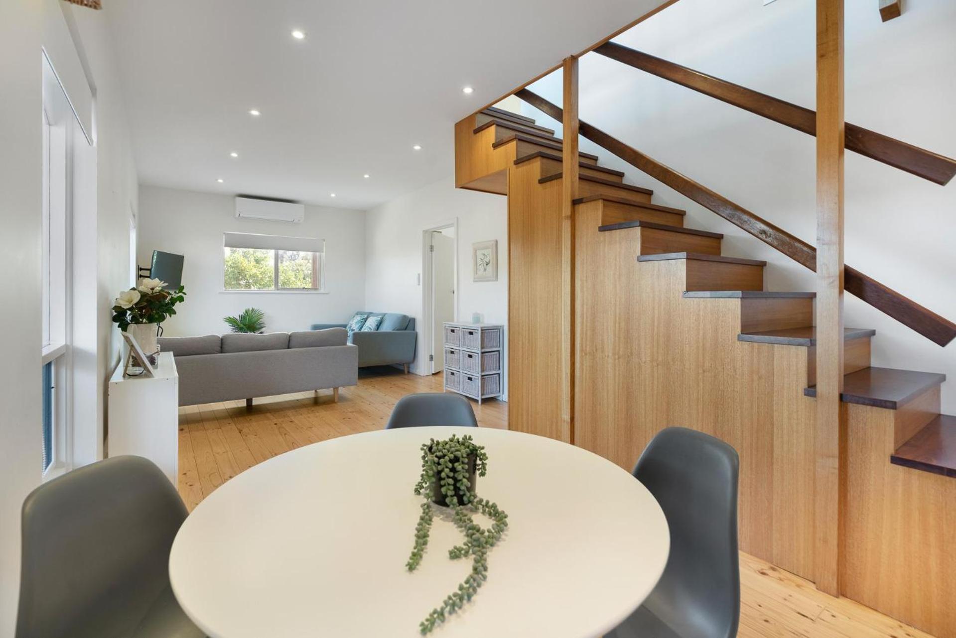 Sea View Timber Escape