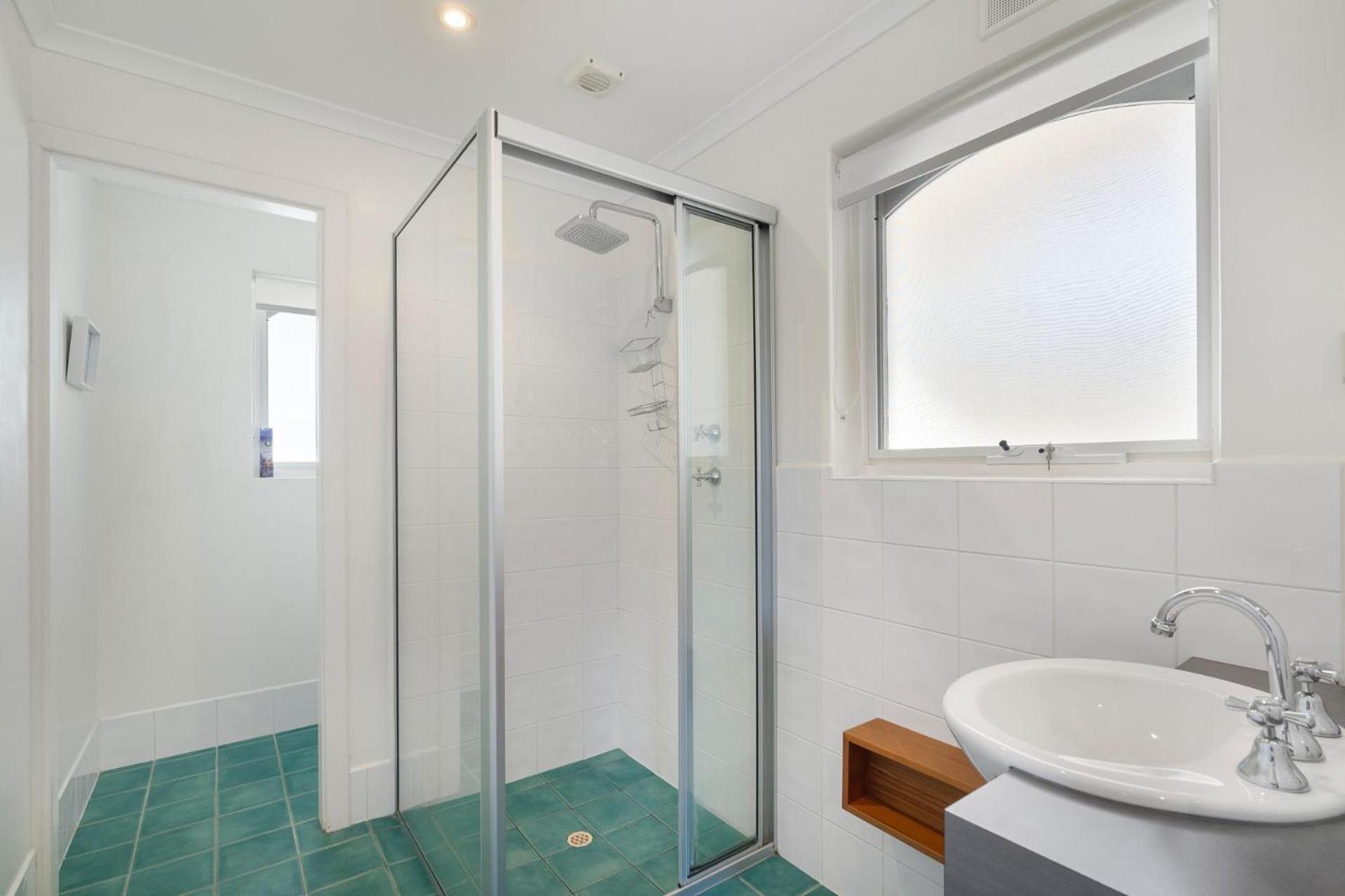 Sea View Timber Escape