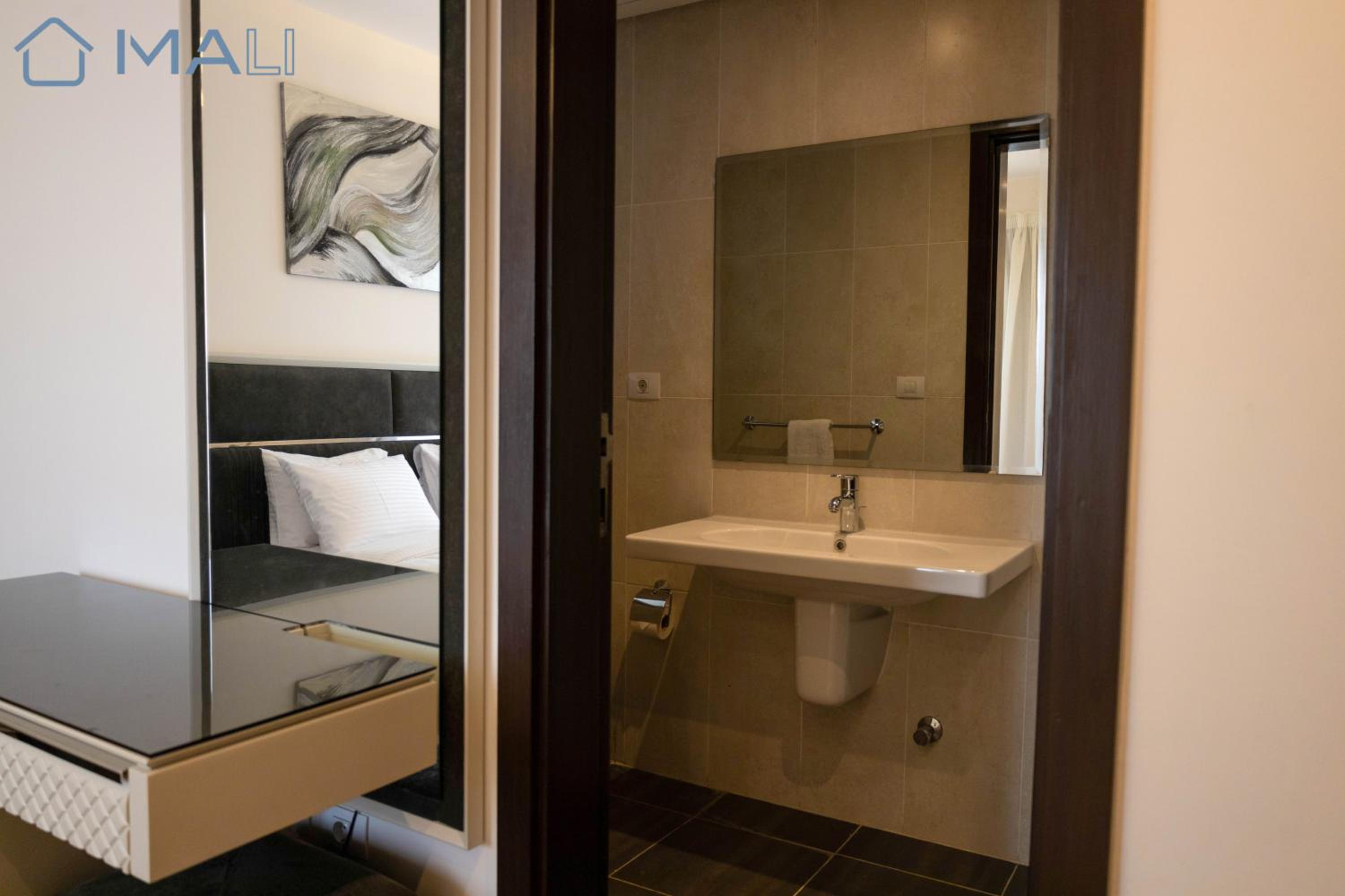 Cairo Festival Elegant 3BR Apartment