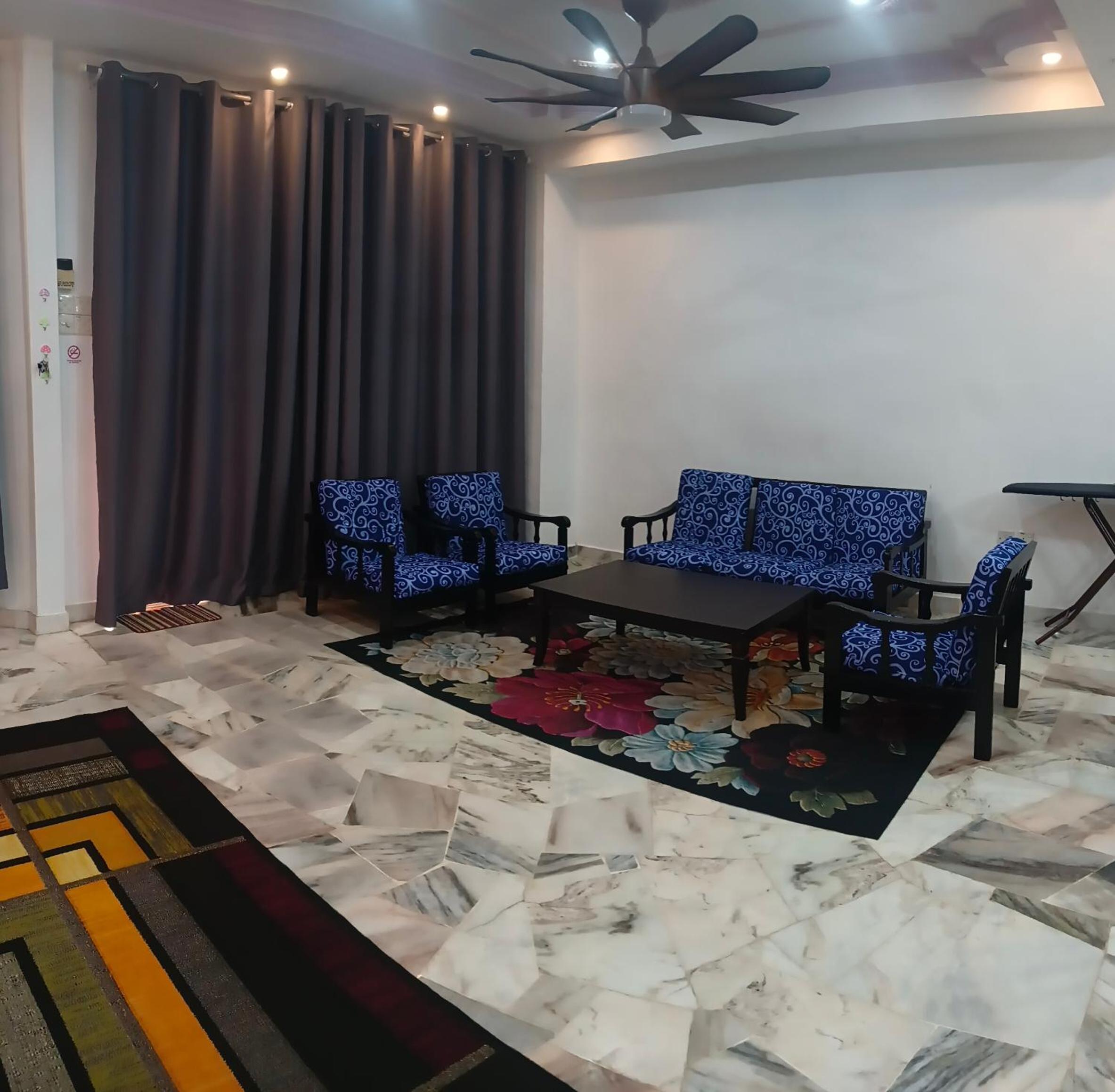 Homestay No. 8 photo 4