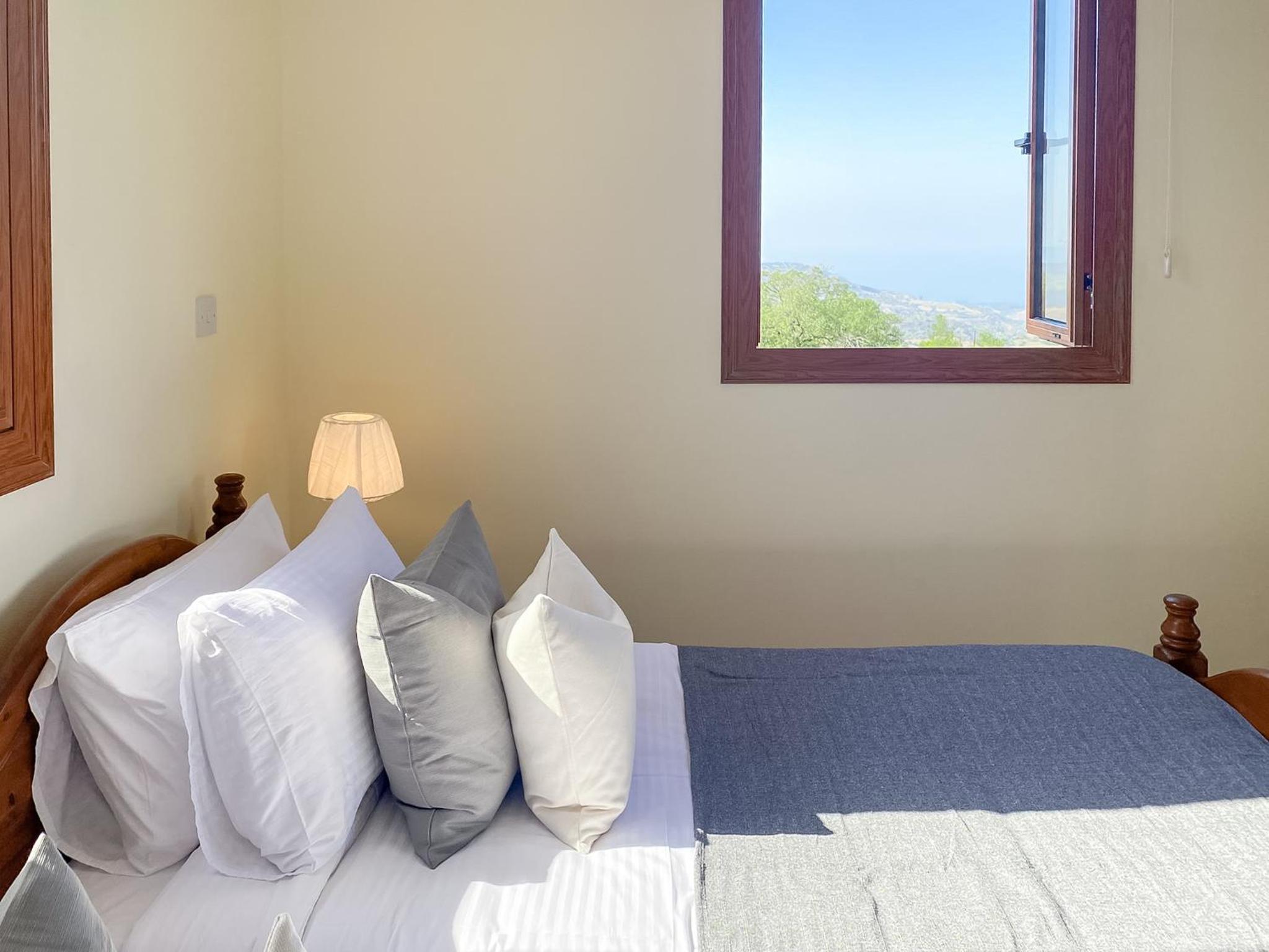 Phaedrus Living: Serenity Villa Lysos