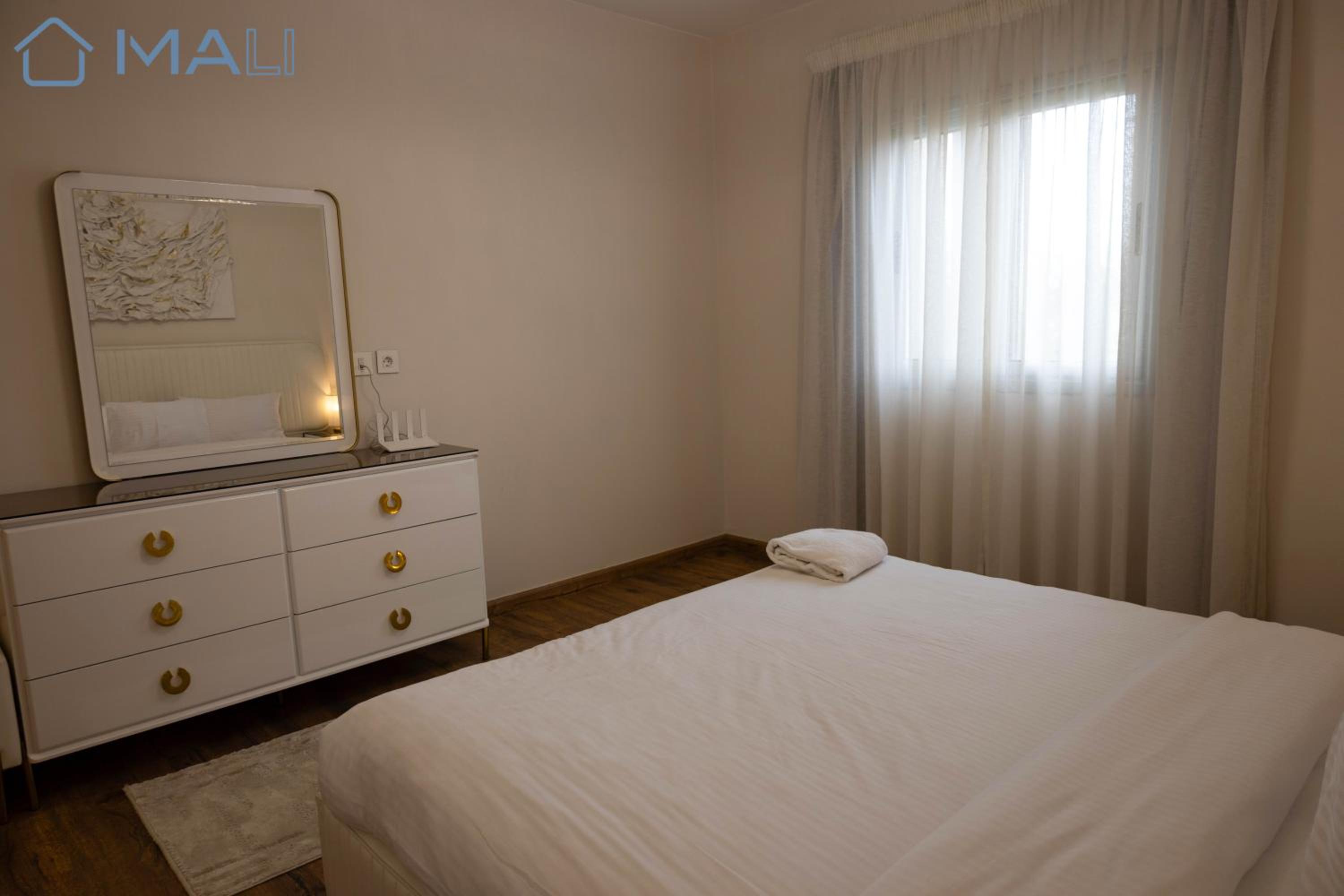 Cairo Festival Luxury 3BR Apartment