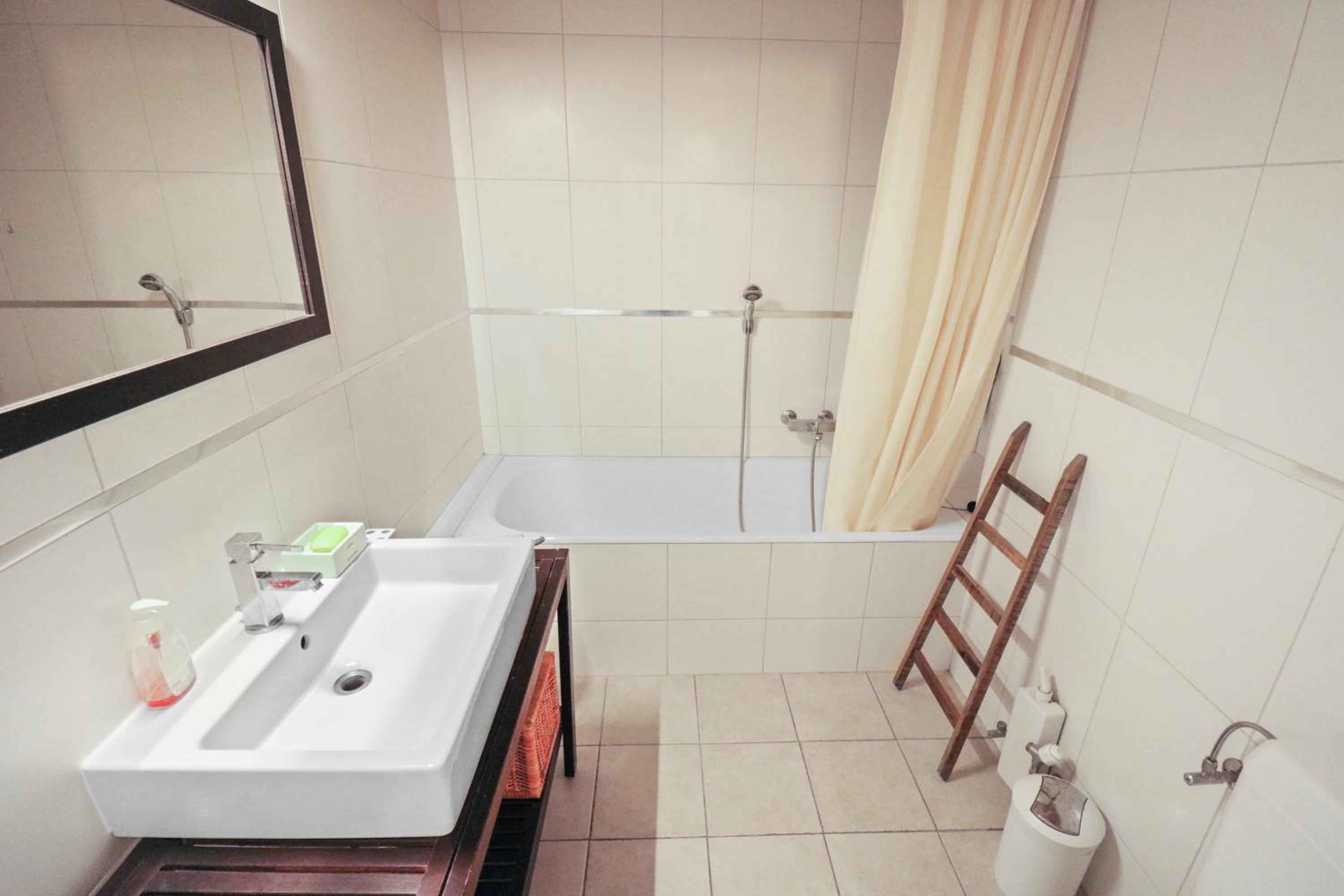 Charmant studio ouvert avec vue paisible