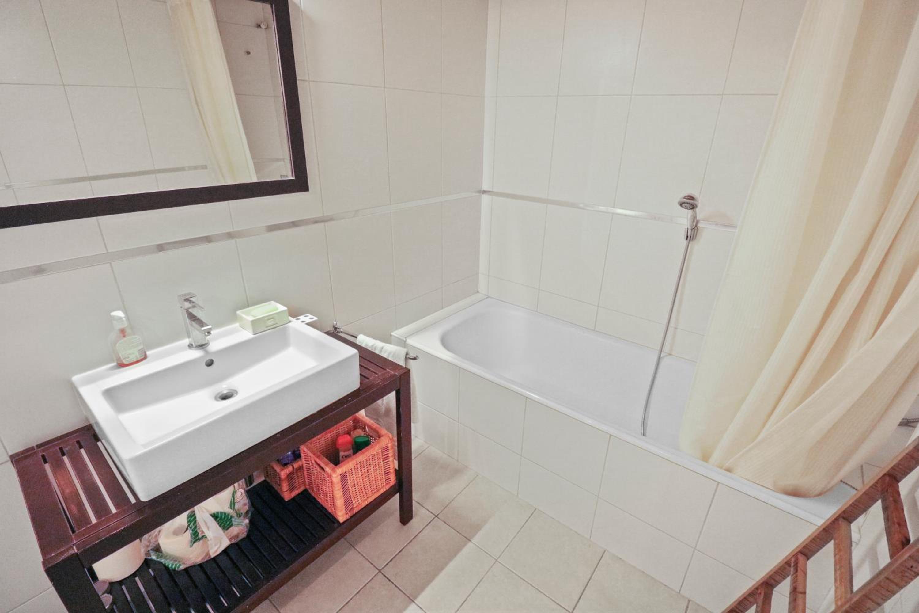 Charmant studio ouvert avec vue paisible