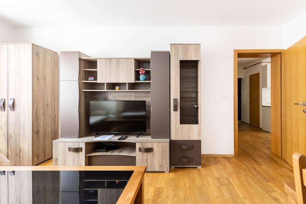 Apartman DINO