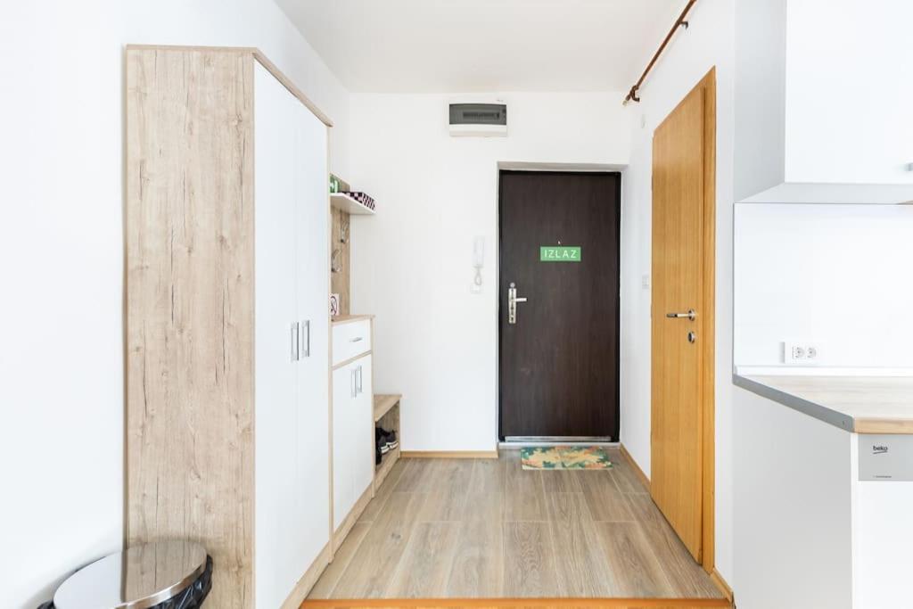 Apartman DINO