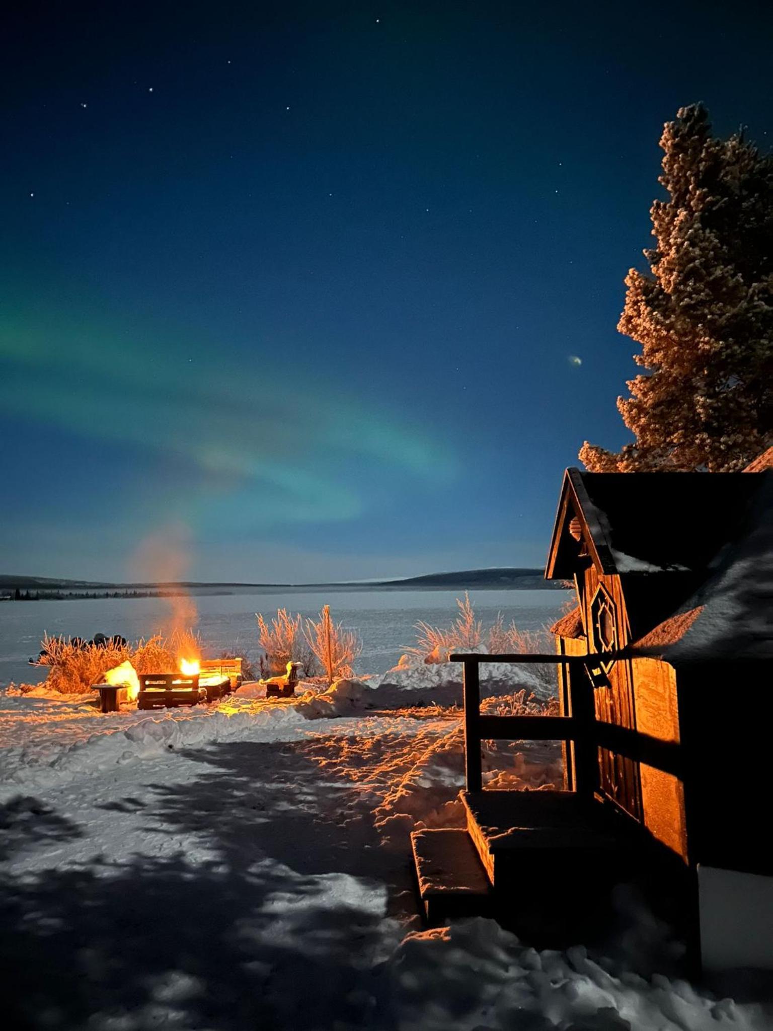 Camp Caroli Hobbit Hut view 2