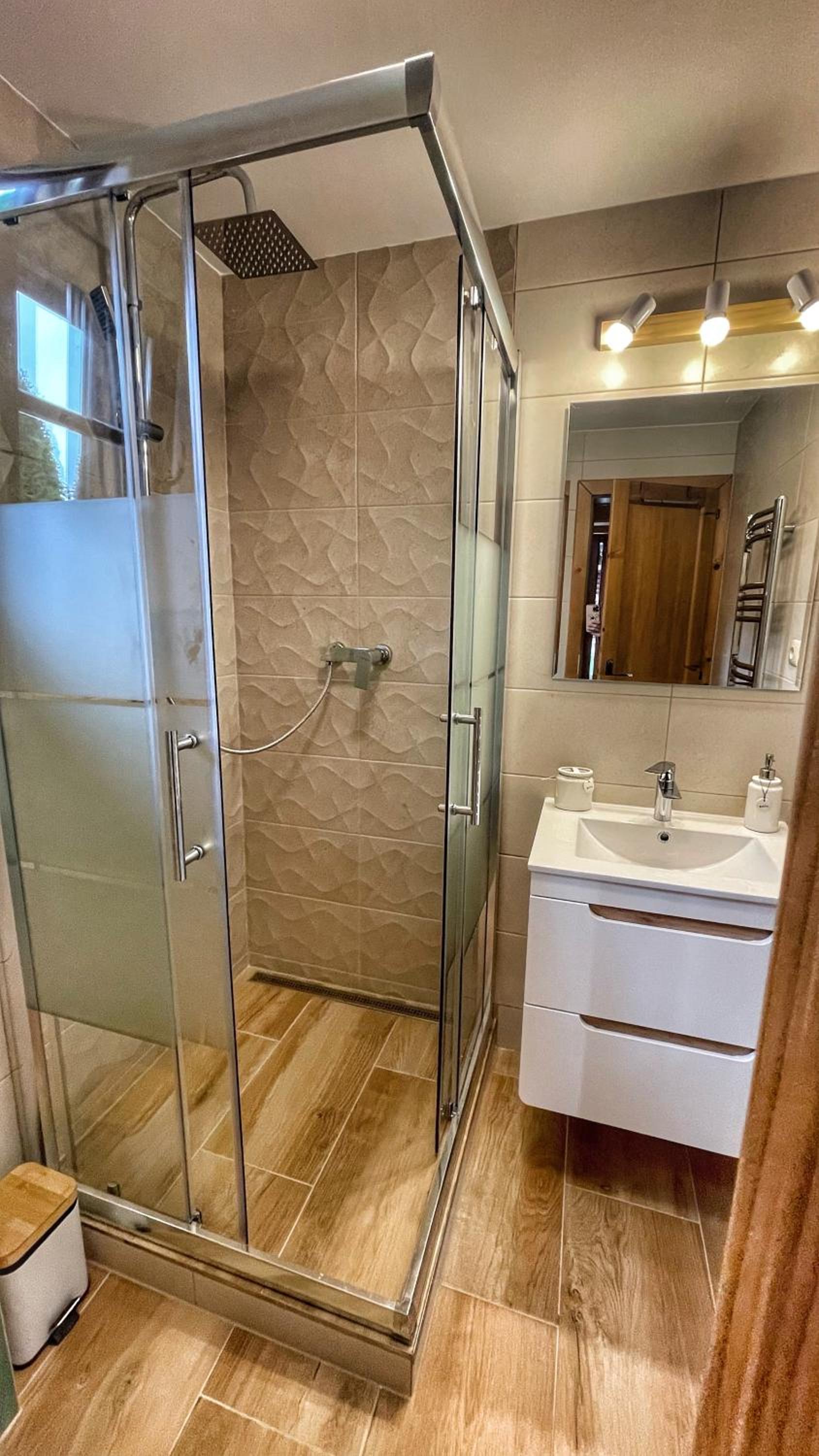 Photo 34