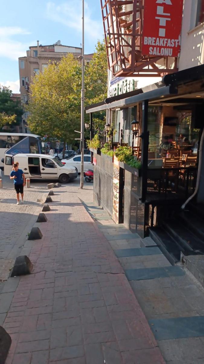 restaurant