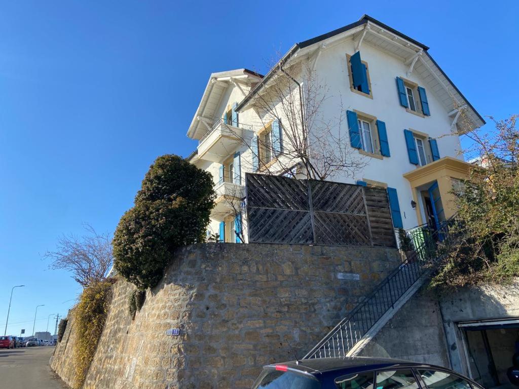 La Maison Bleue à 2 pas du Lac du Neuchâtel