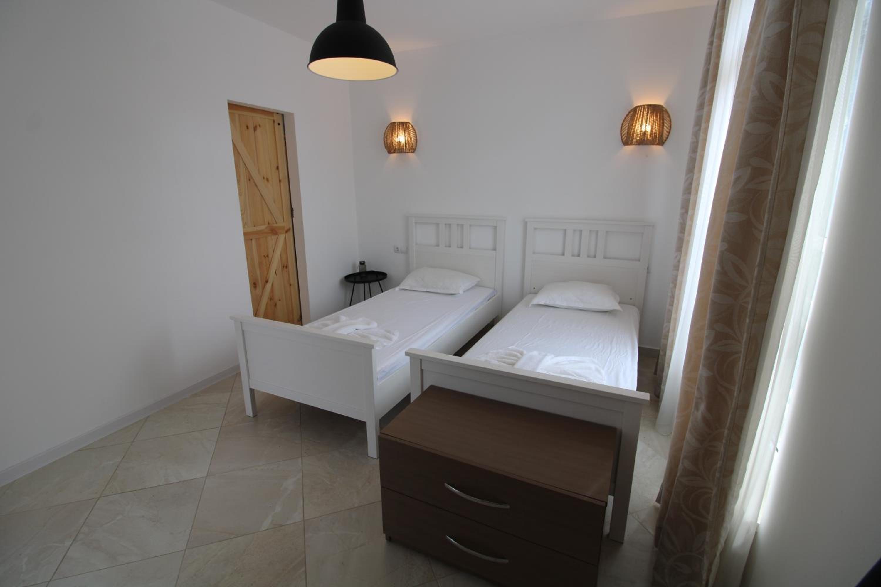 Flores Garden - Menada Apartments