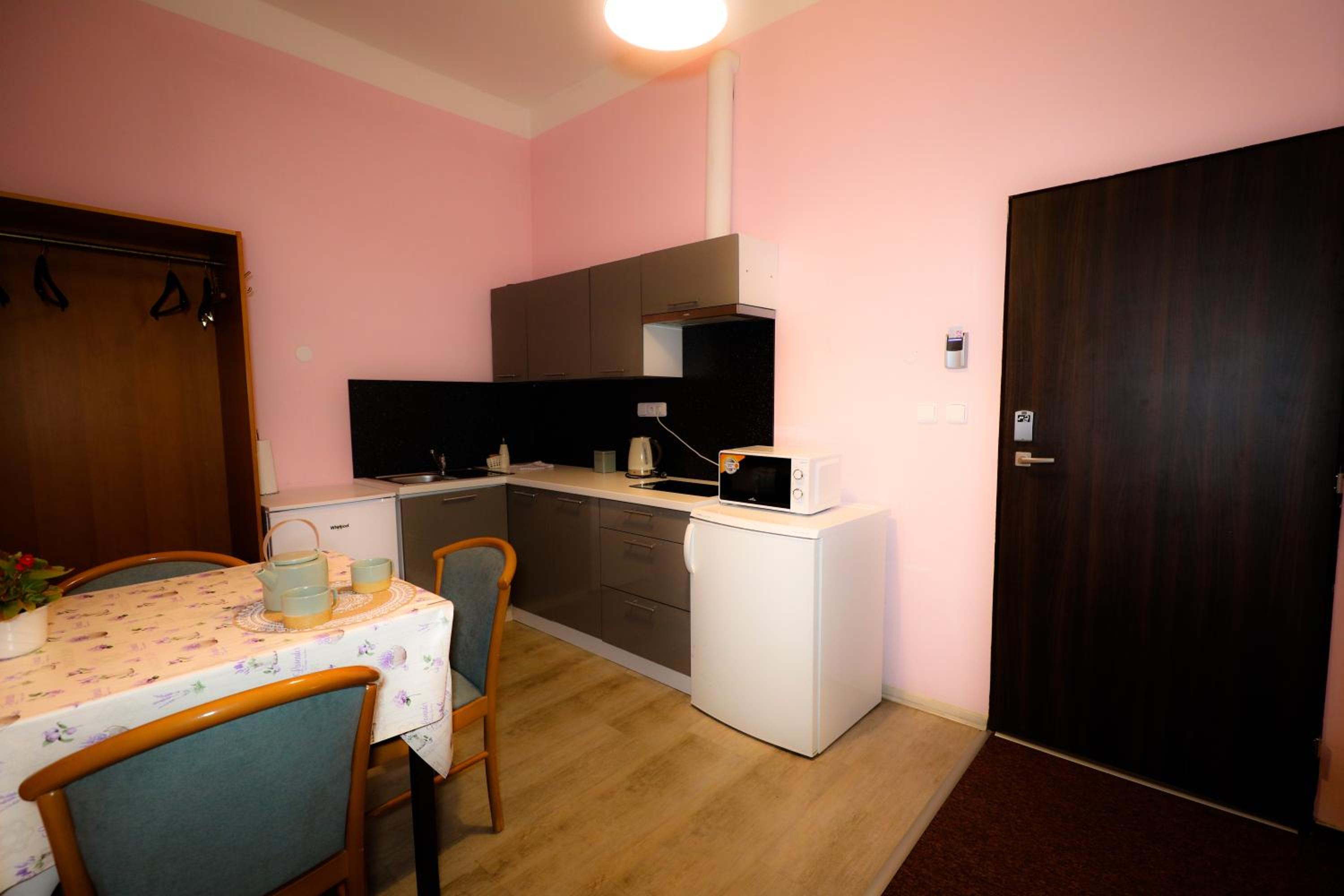 Wellness Penzion Kroměříž - Zlobice