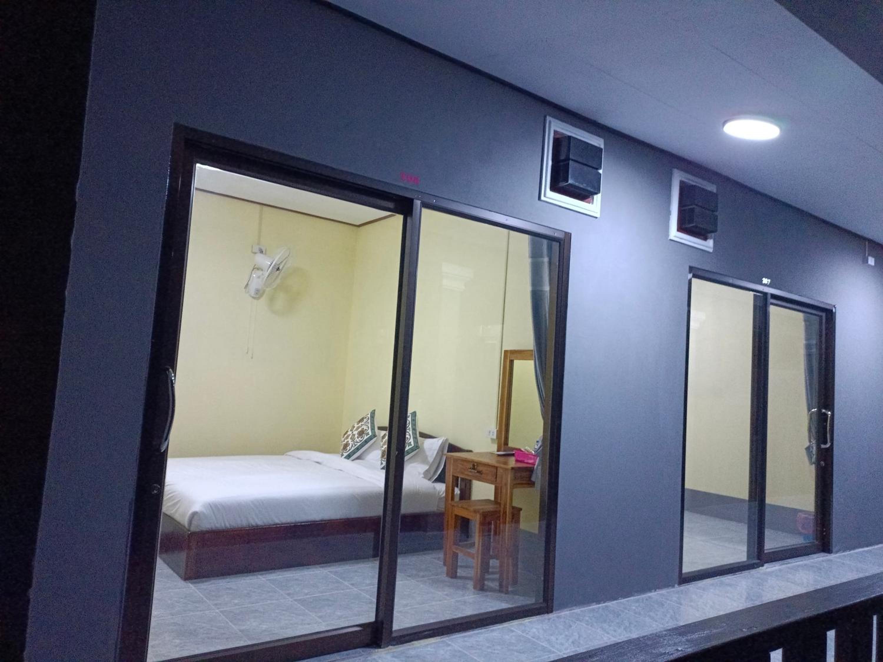 Khamphan Guesthouse
