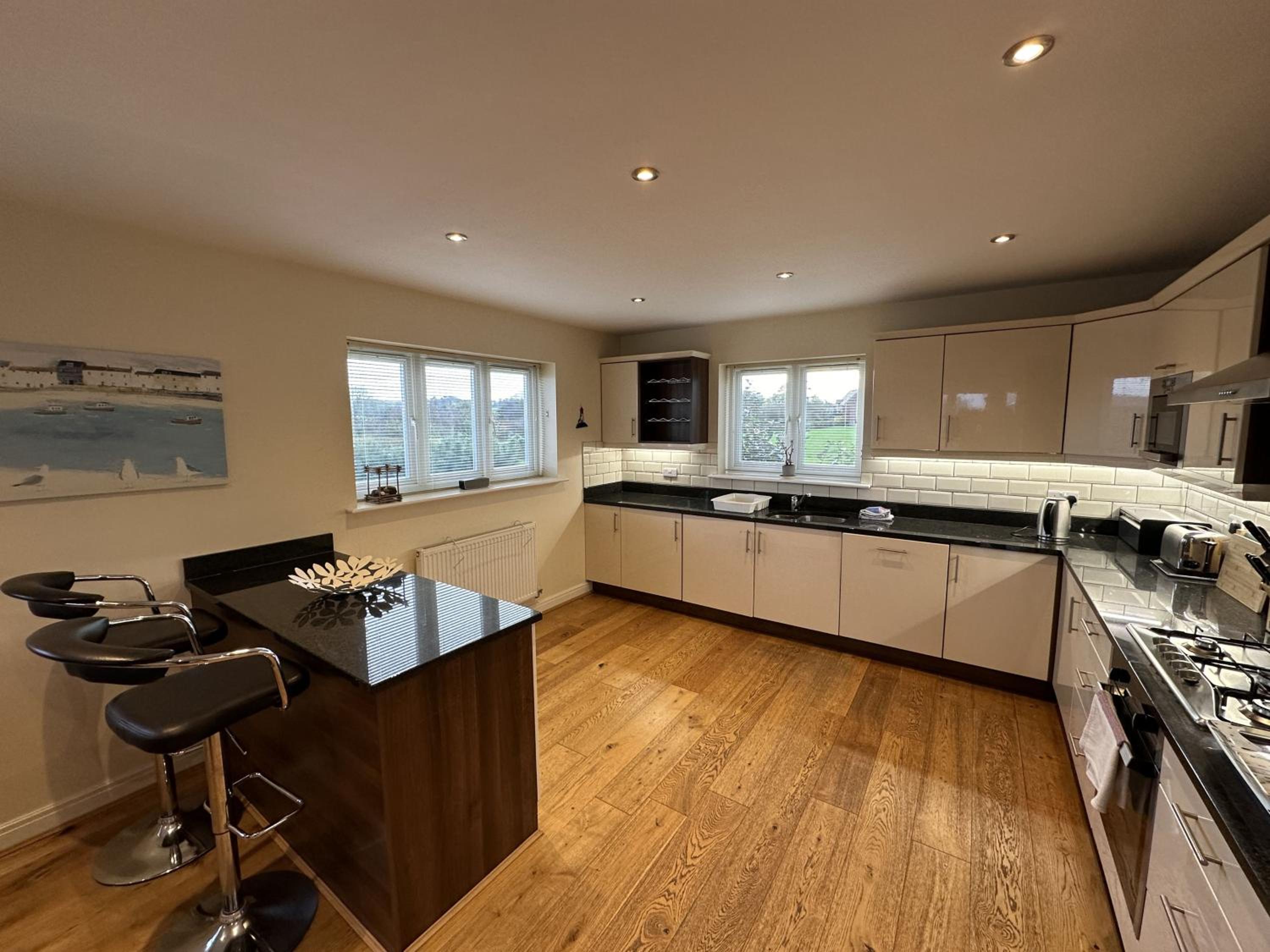 Sunrise View - Balcony and Seaview - Part of the The Bay Filey Holiday Village with pool, gym and direct beach access, pub, restaurant, tennis and meadows