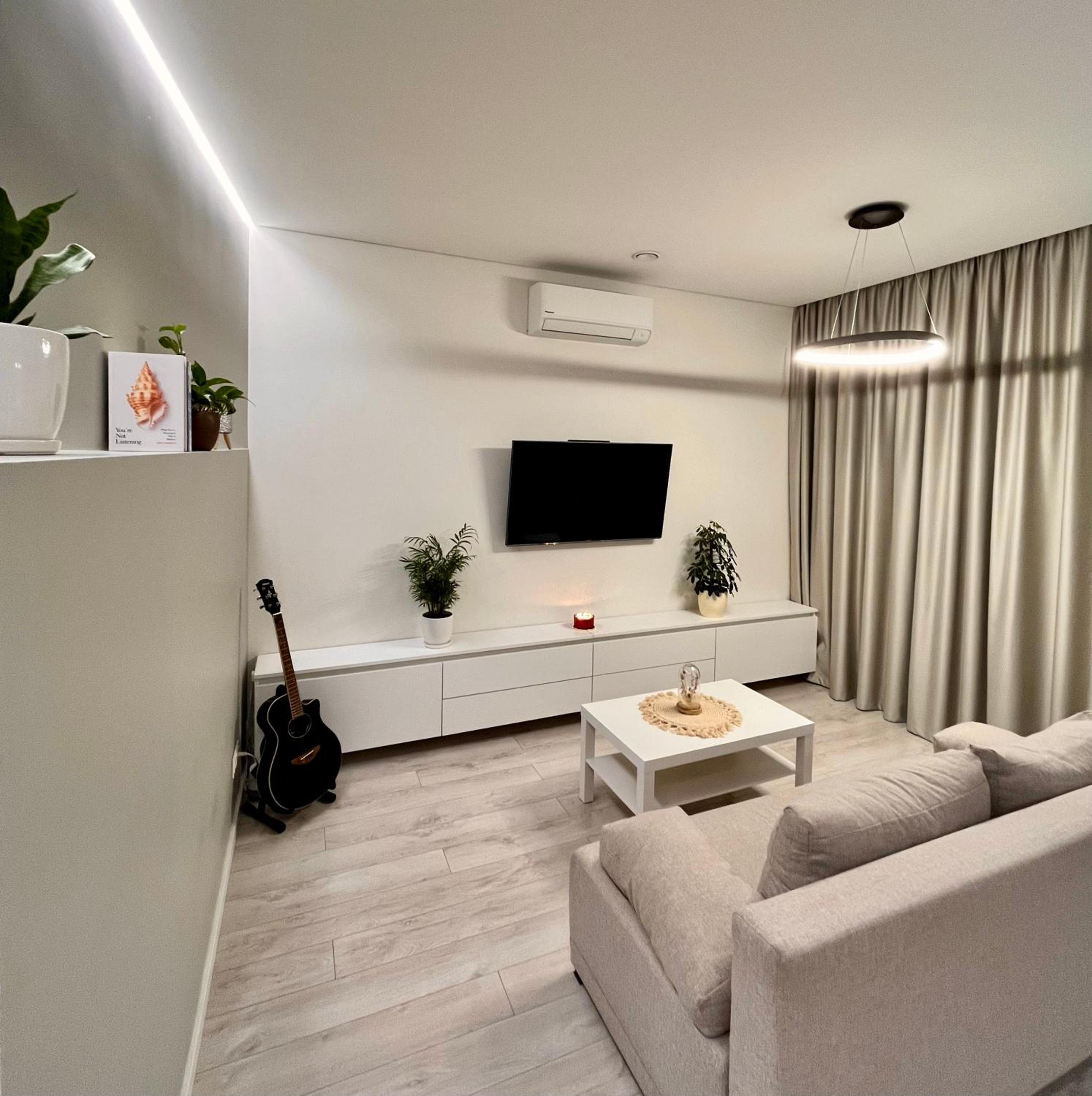 Cozy Apartment with Garden & Terrace in Kaunas