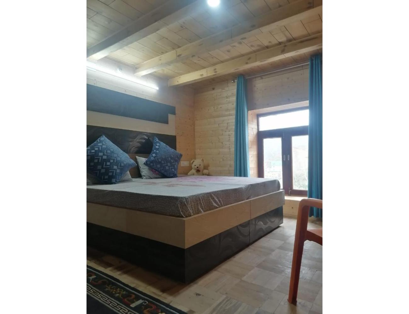 Photo 18