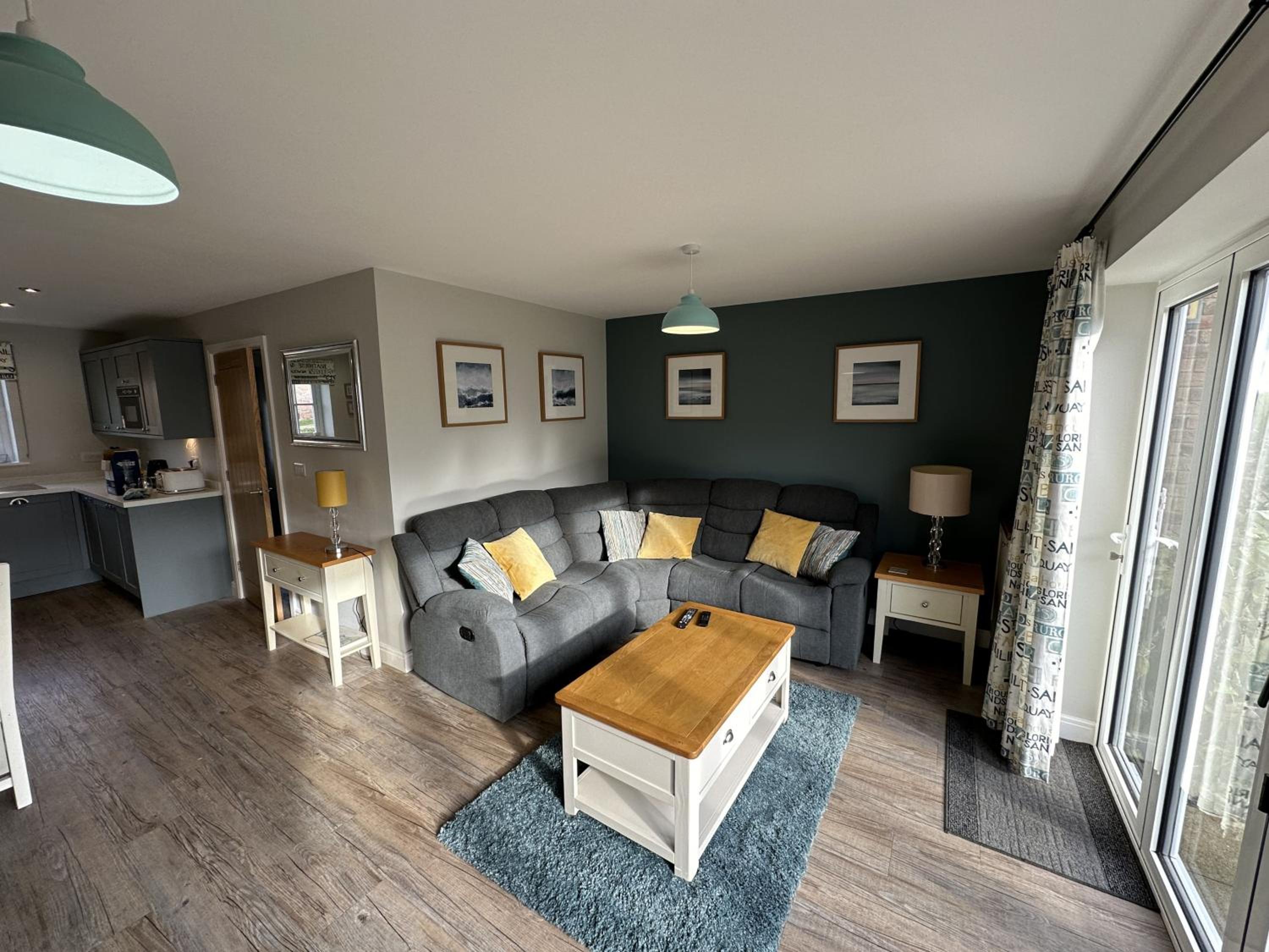 Ocean Cove - Part of the The Bay Filey Holiday Village with pool, gym and direct beach access, pub, restaurant, tennis and meadows walks
