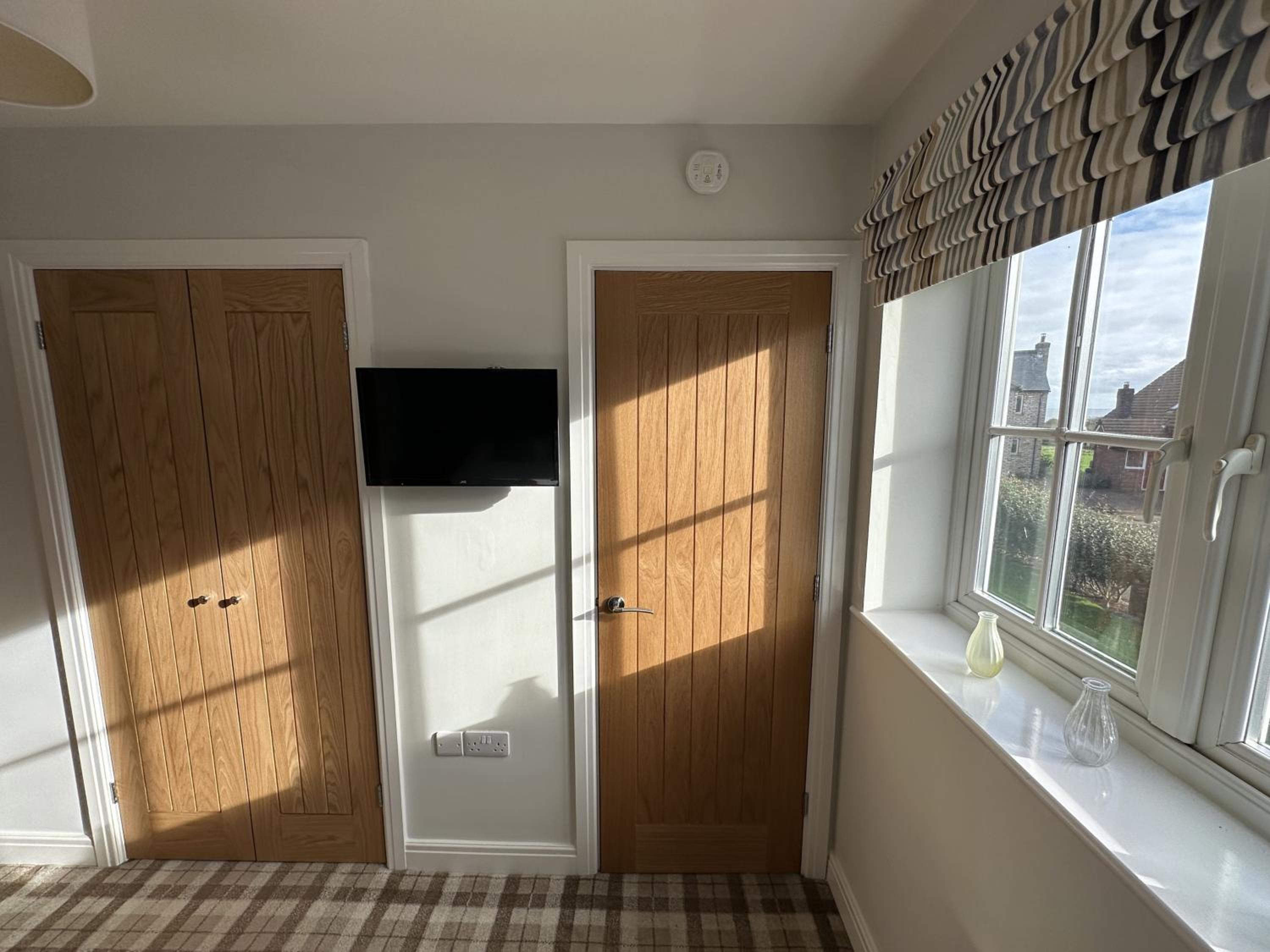 Ocean Cove - Part of the The Bay Filey Holiday Village with pool, gym and direct beach access, pub, restaurant, tennis and meadows walks