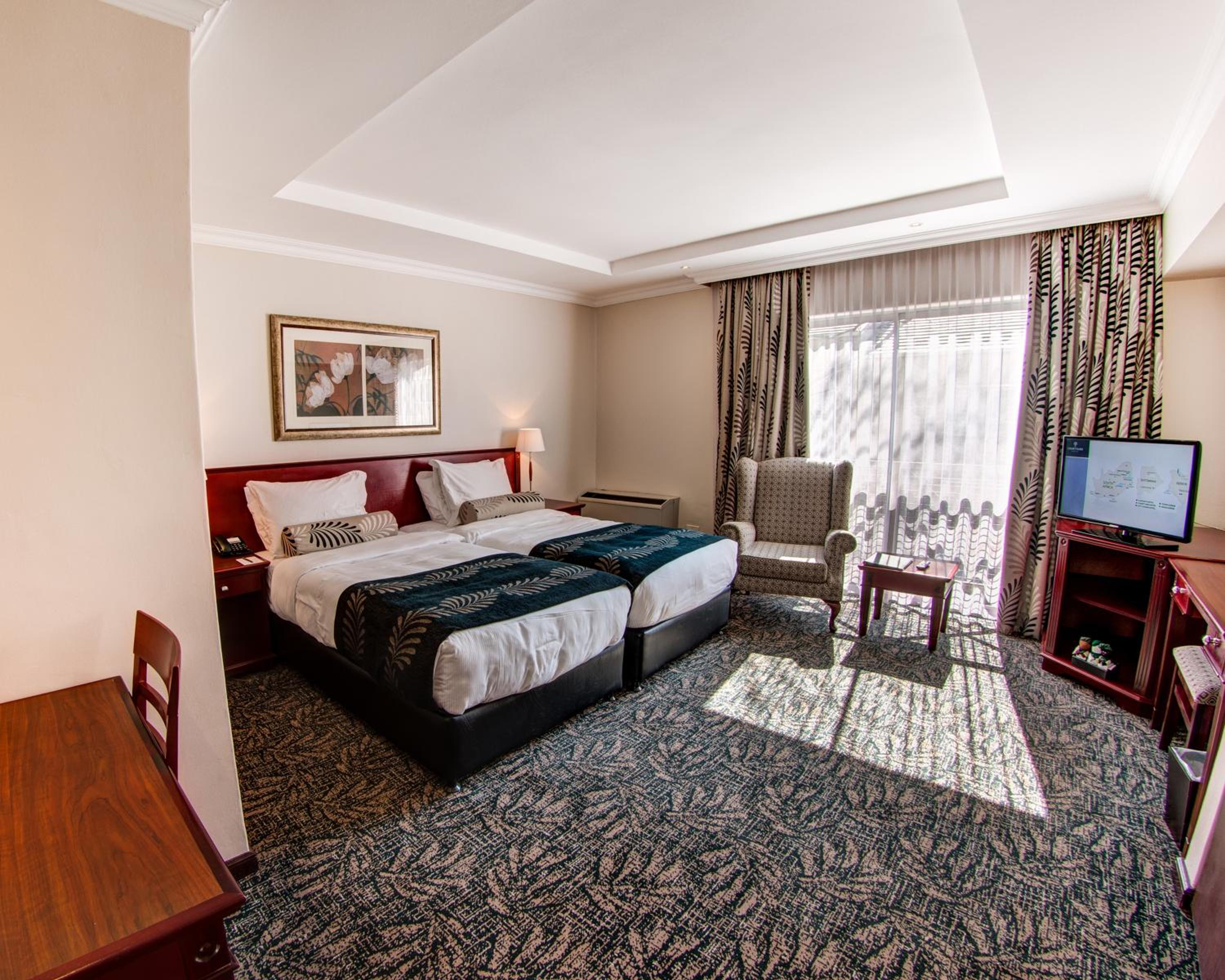 Johannesburg Vacations - Courtyard Hotel Sandton - Property Image 3