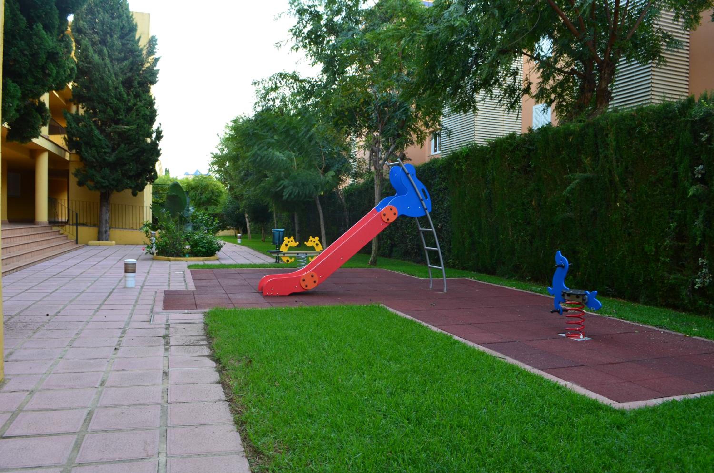 Las Arenas-Islantilla Family Home