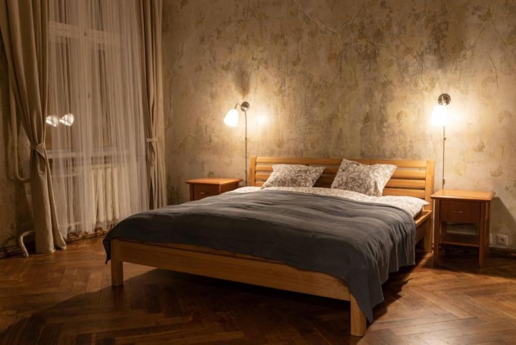 Horse House Apartment
