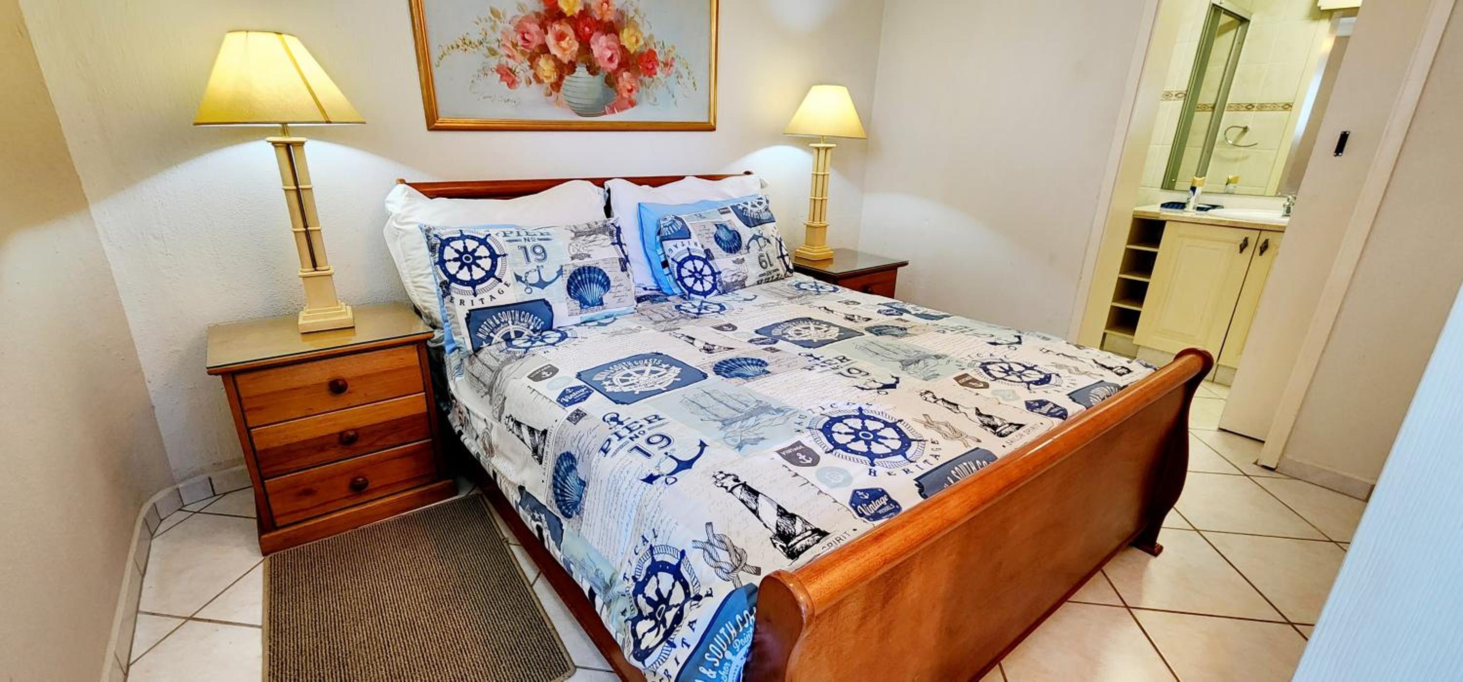 Cicada 5 - 8 Sleeper - Overlooking Ramsgate Lagoon! view 3