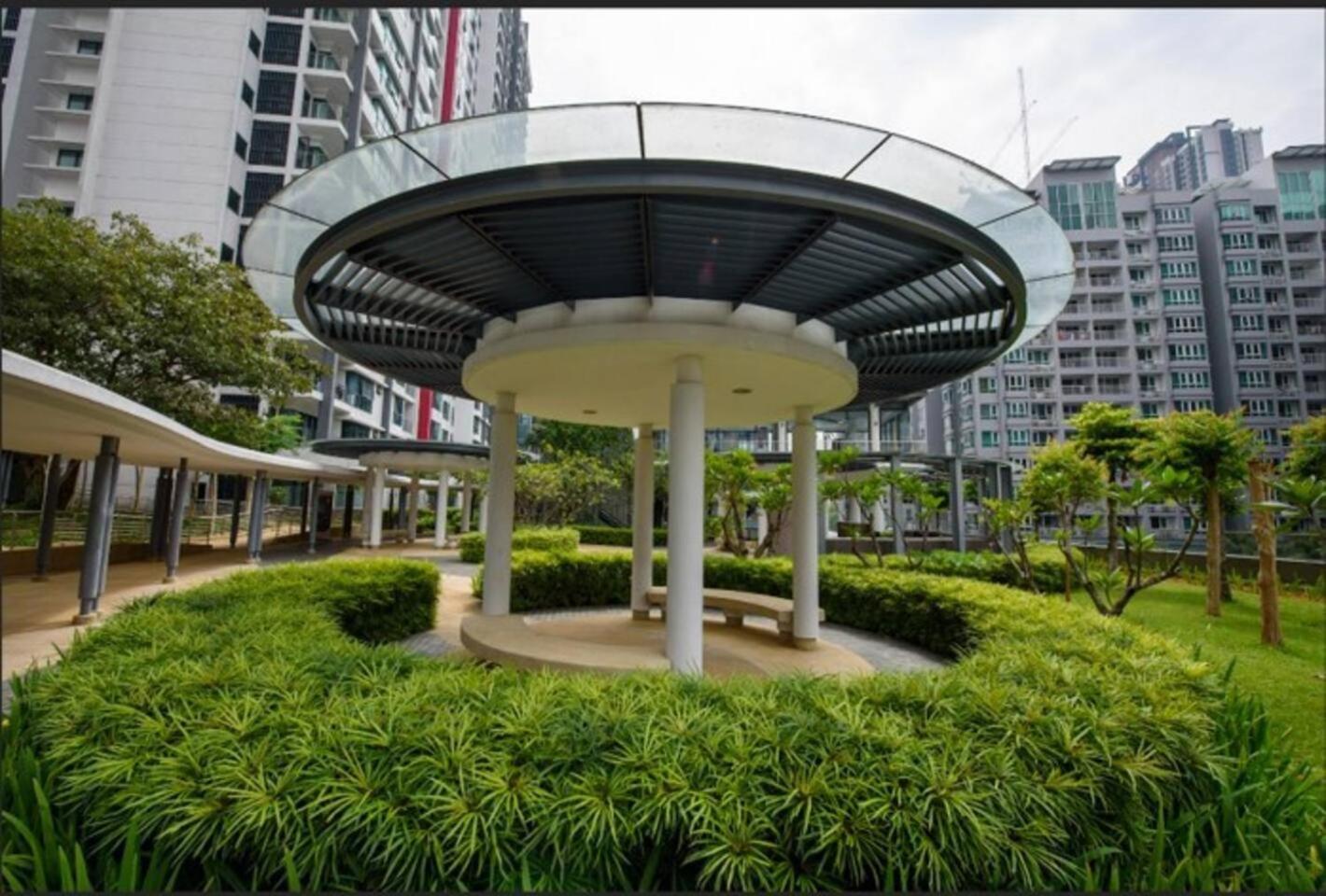 Cozy KL Sunway Velocity Residence for 1-5pax connected to MRT & Malls