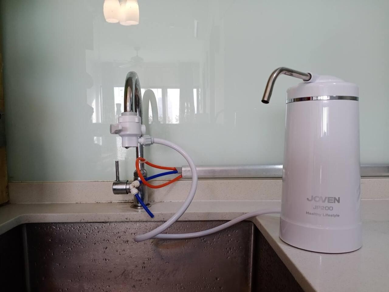Cozy KL Sunway Velocity Residence for 1-5pax connected to MRT & Malls