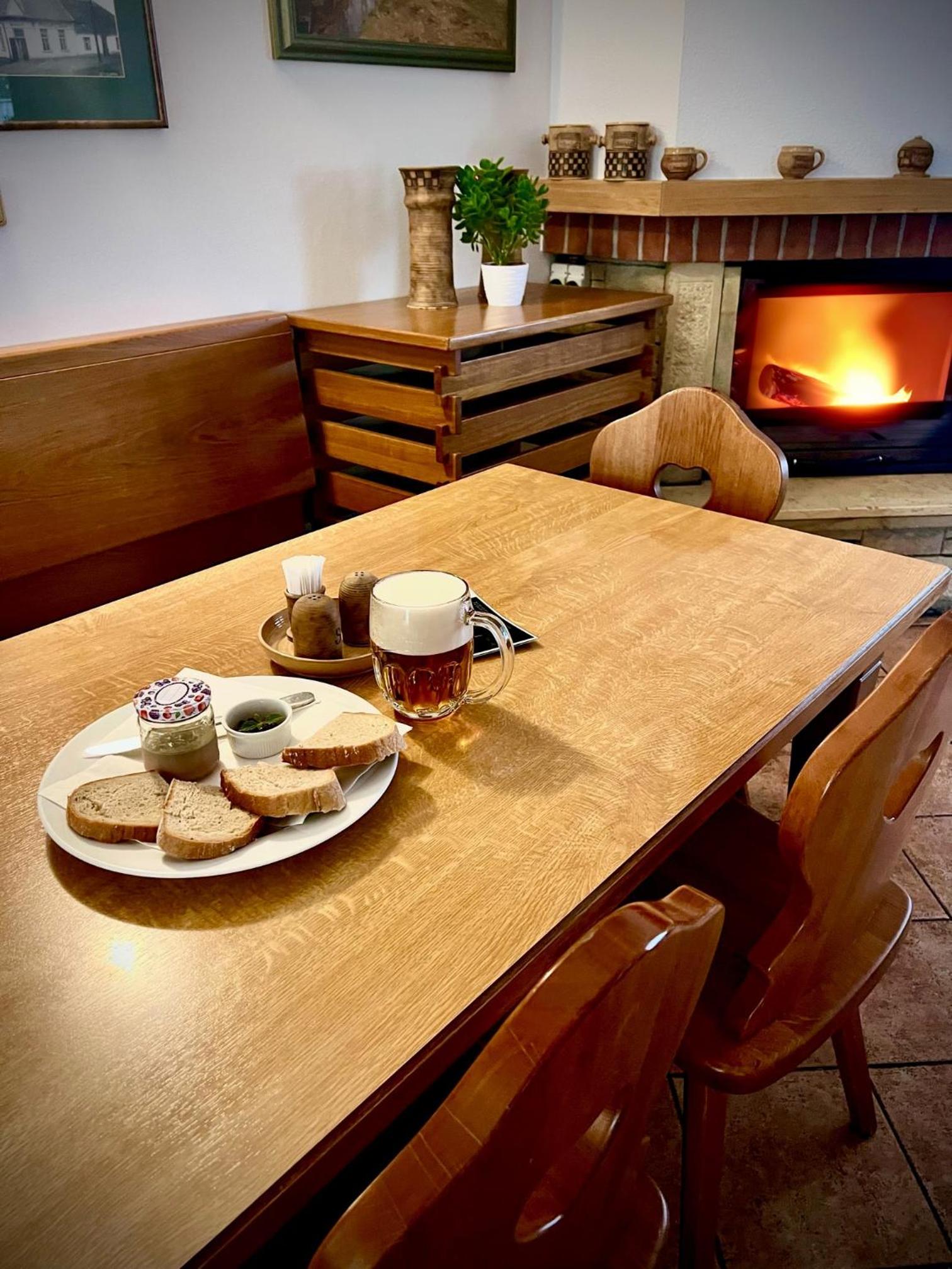 Penzion a restaurace U Nováků
