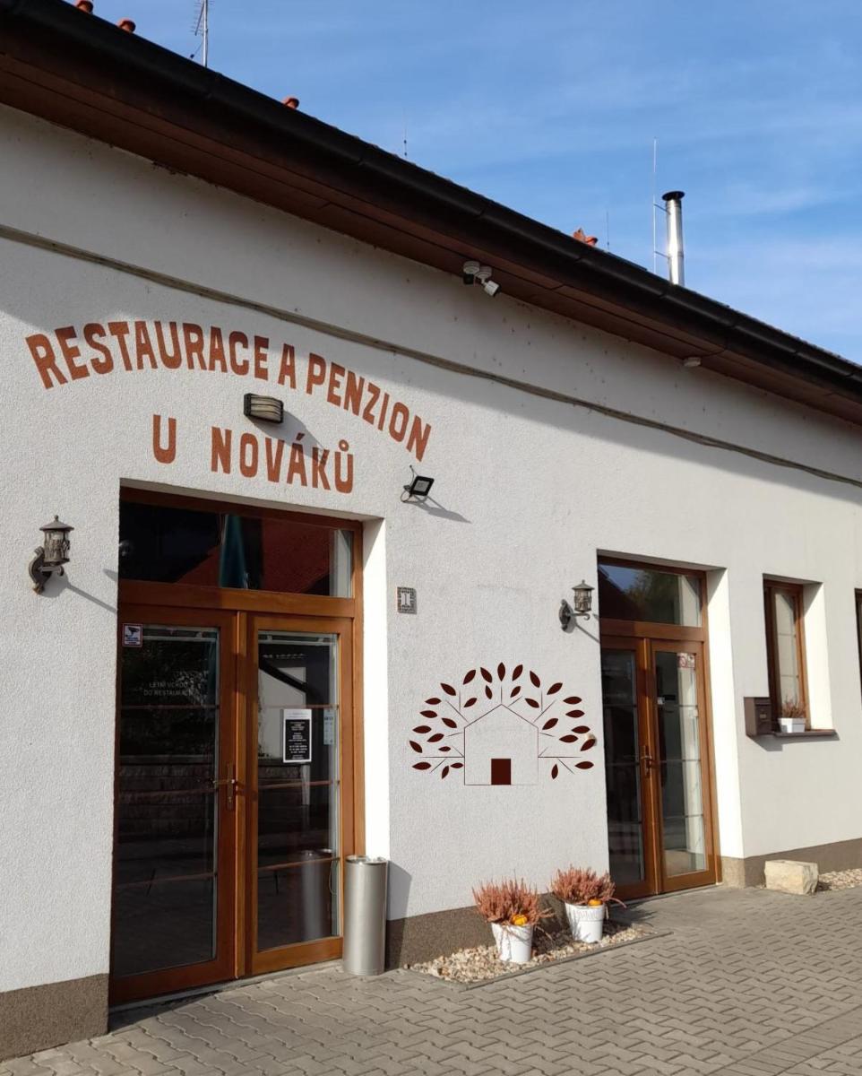 Penzion a restaurace U Nováků