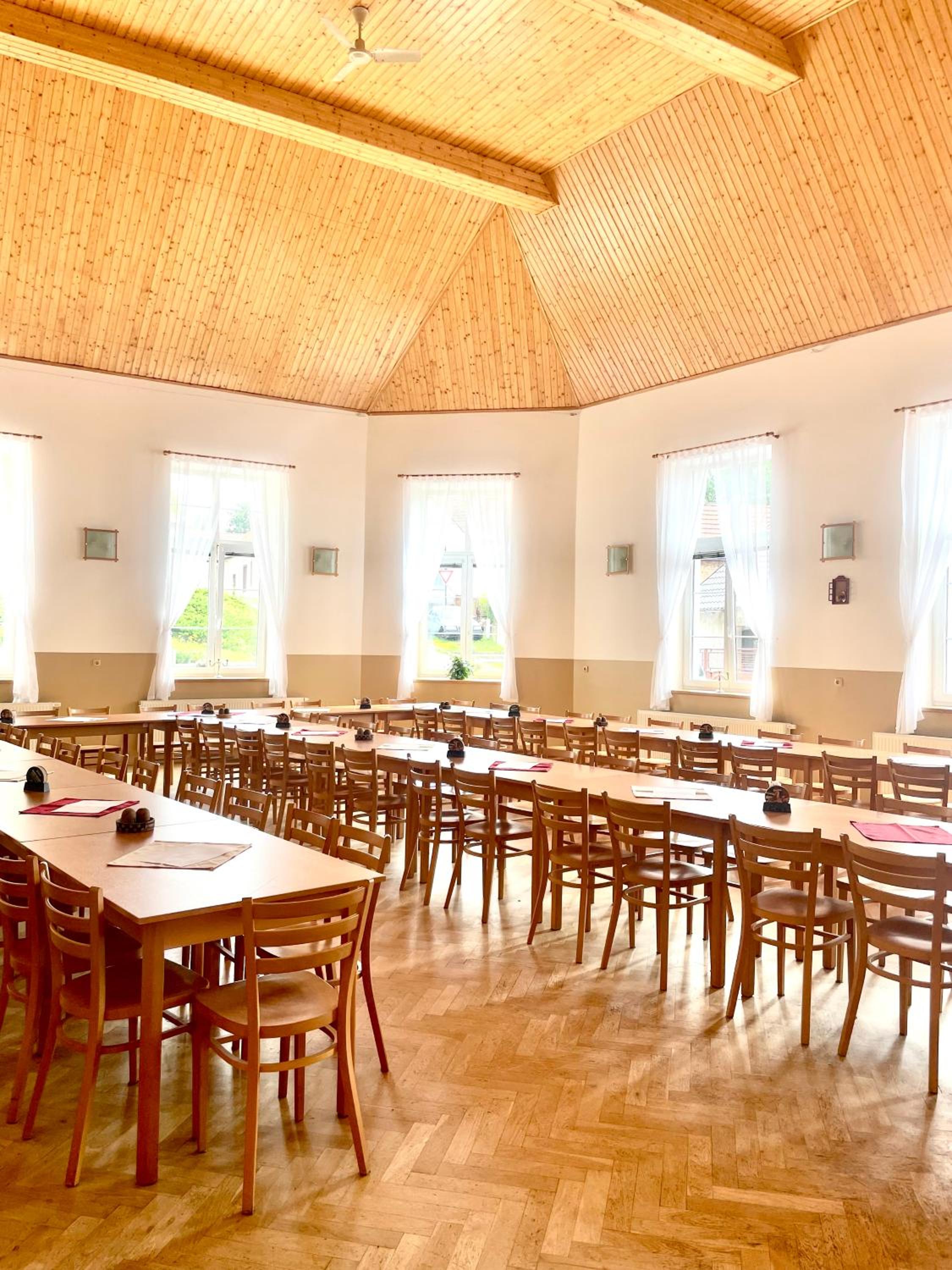 Penzion a restaurace U Nováků