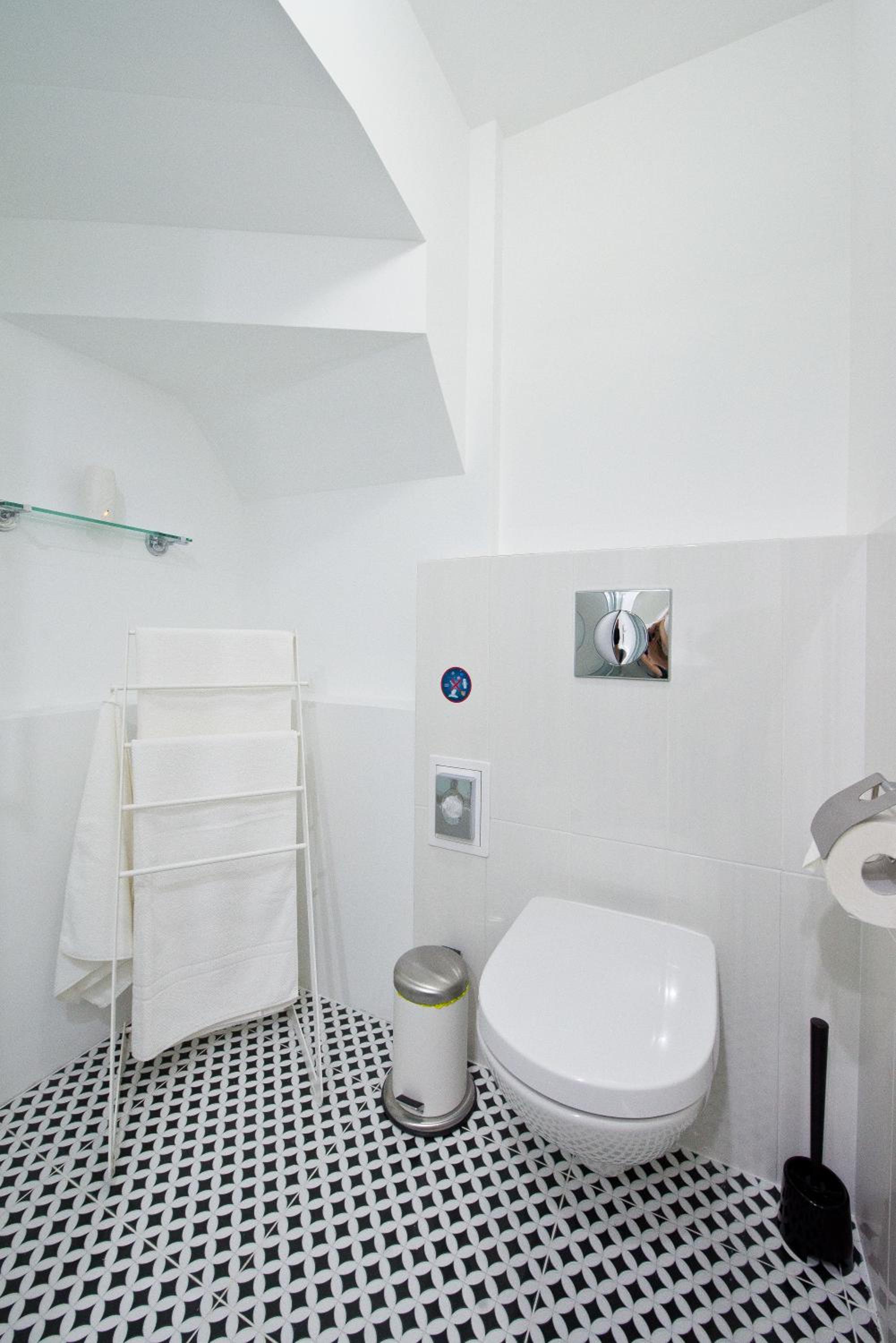 Monte Cassino en Sopot — bathroom