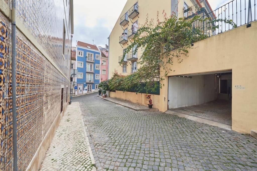 Charming duplex with private Terrace and Parking view 2