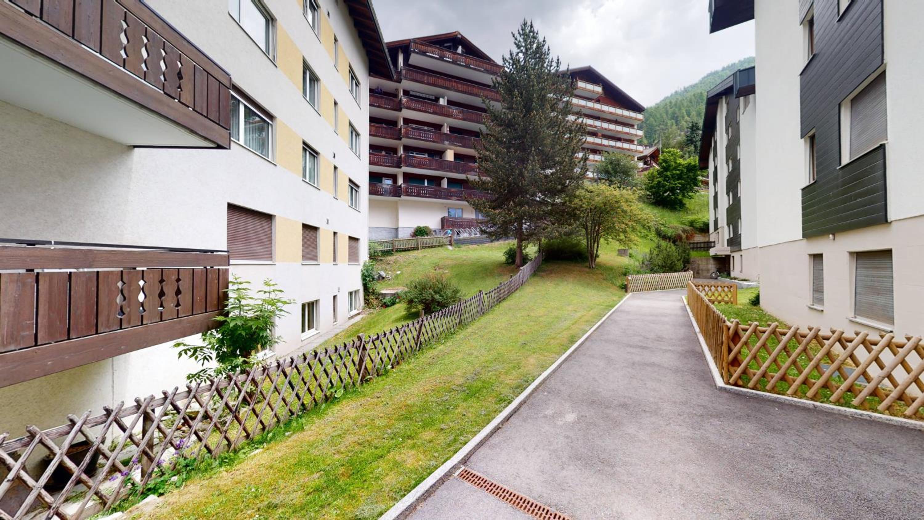 Beautiful apartment in Zermatt with a breathtaking view of the Matterhorn view 3