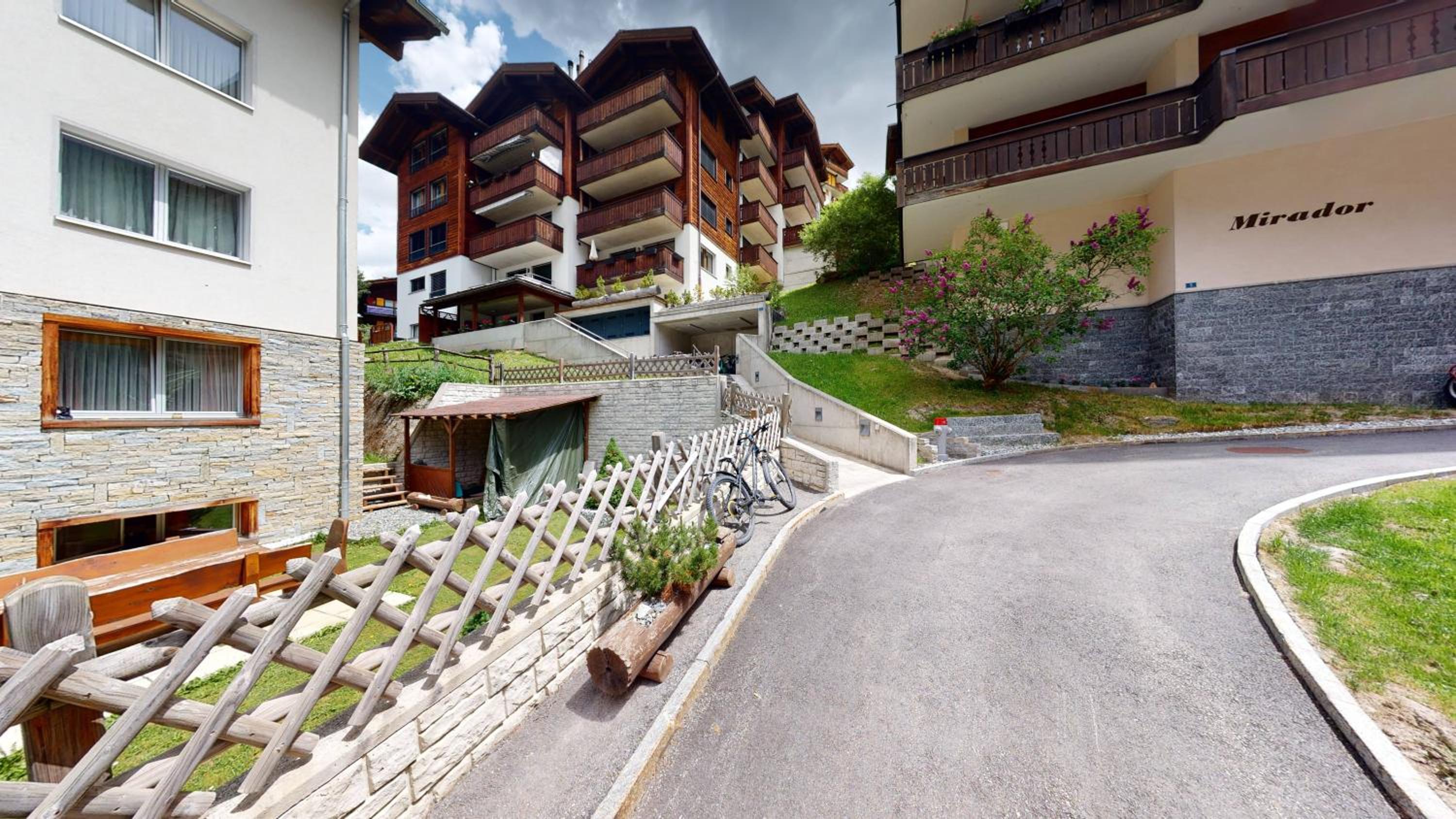 Beautiful apartment in Zermatt with a breathtaking view of the Matterhorn view 2